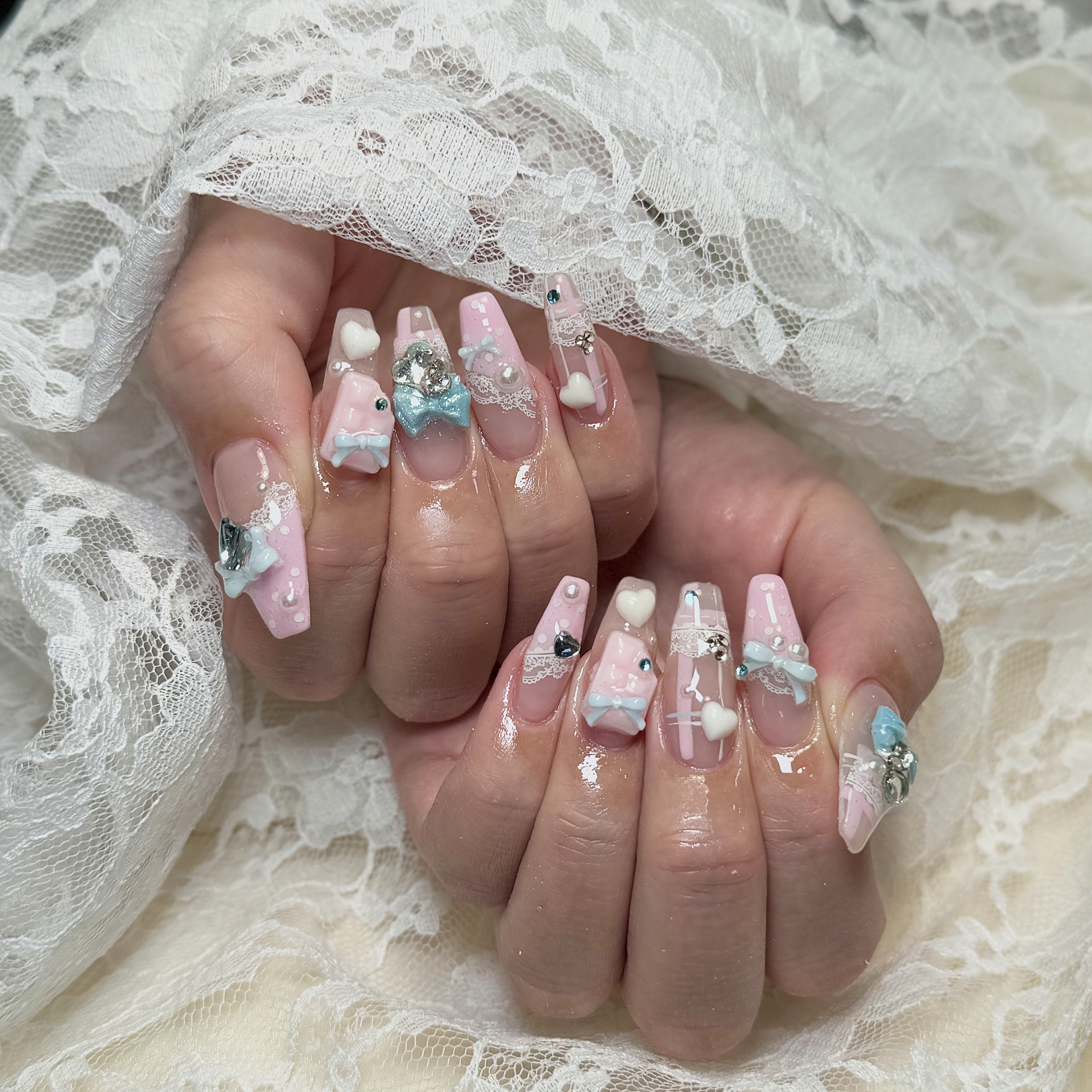 Blanc.Art