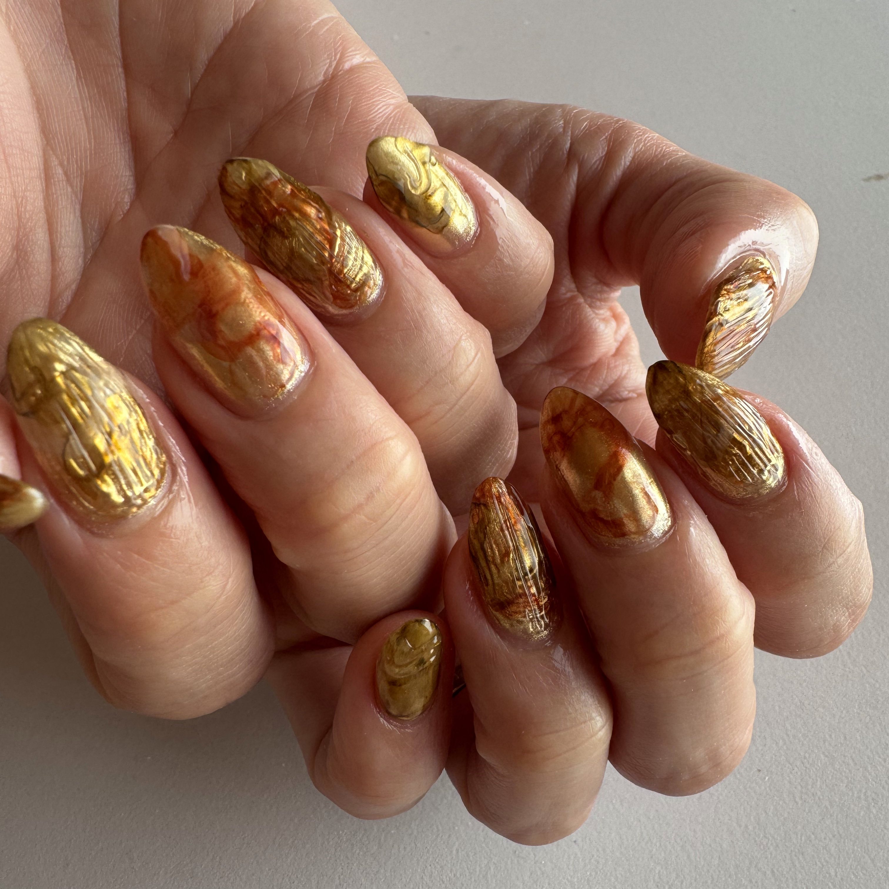 muni.nail