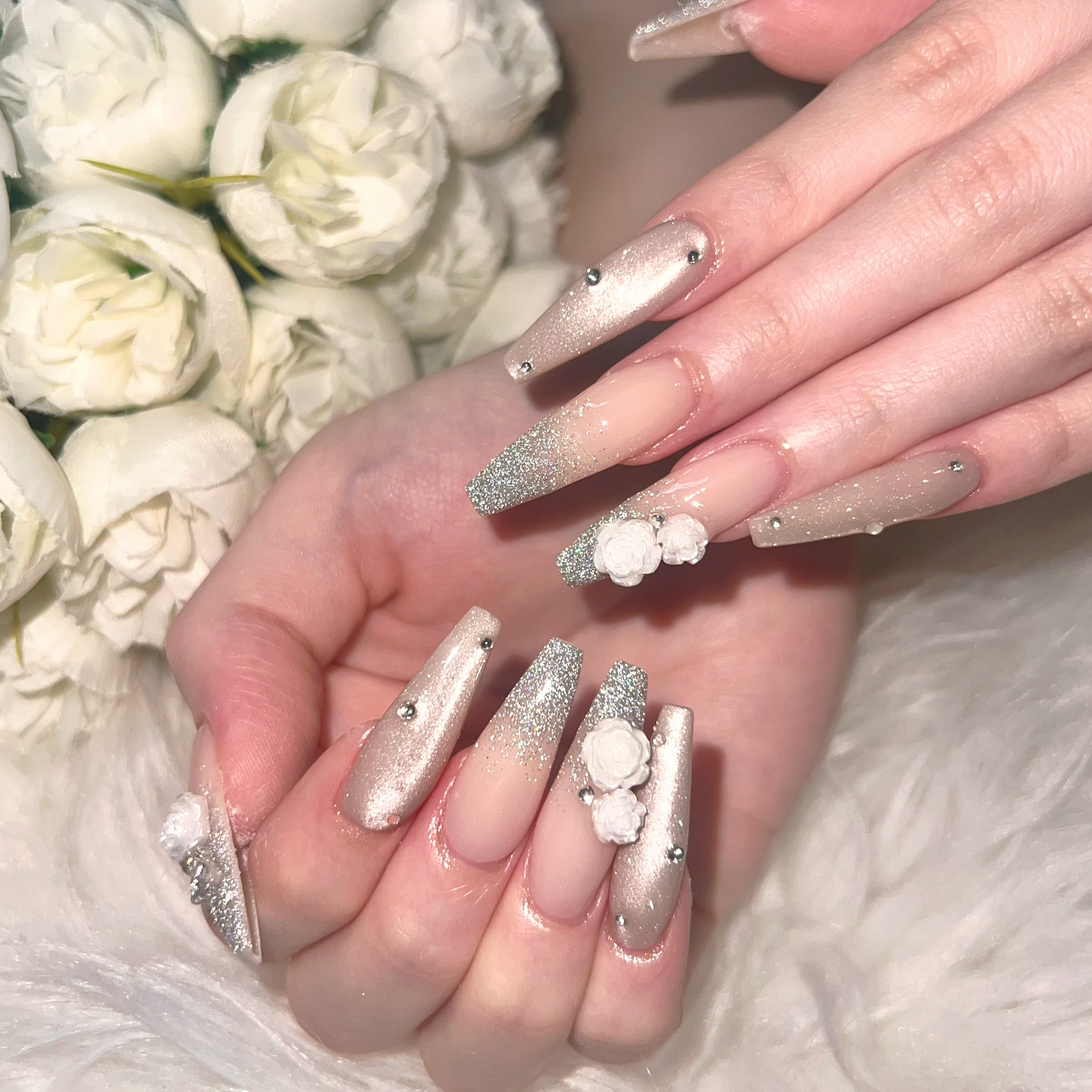 MOMO_NAIL.357