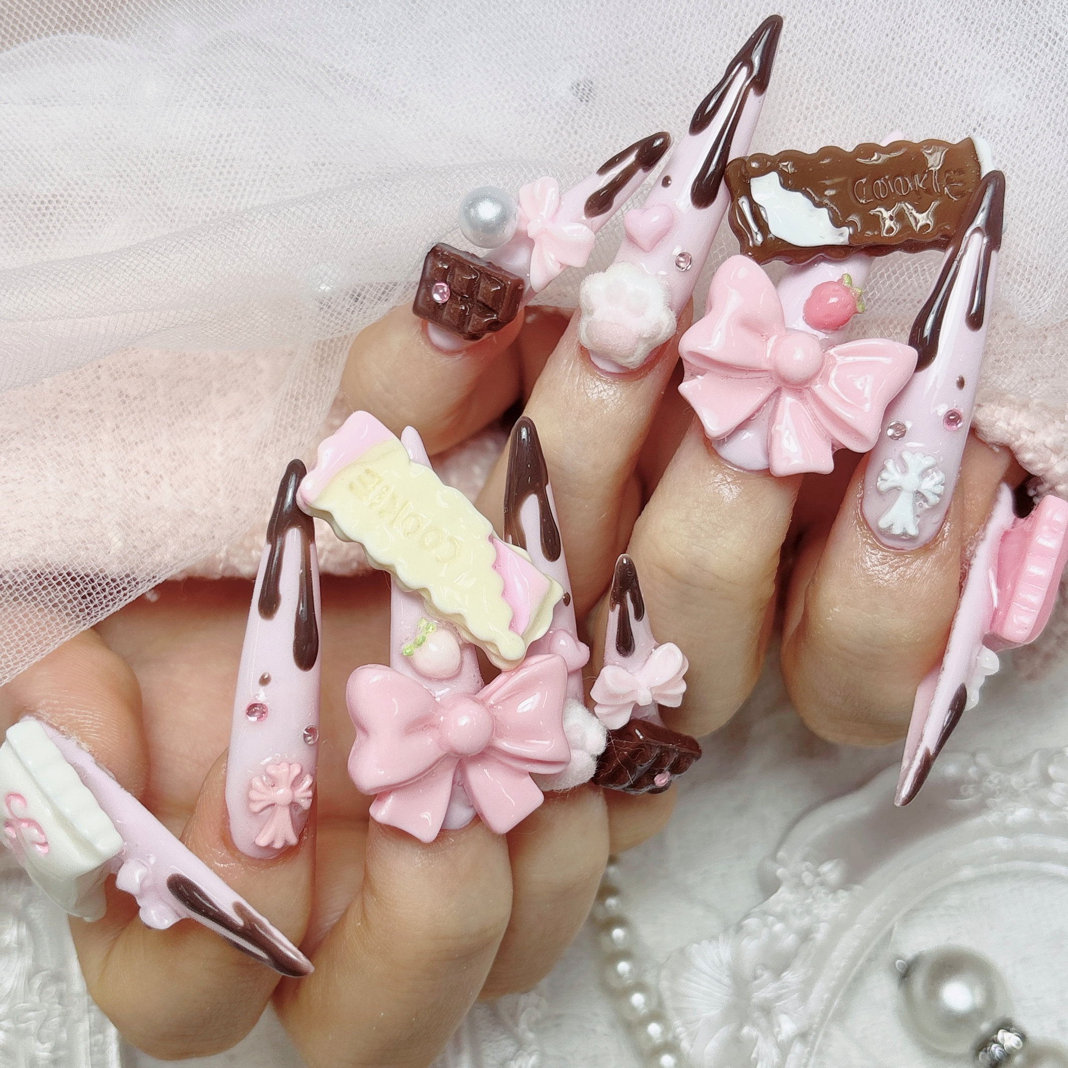 Nail_R1