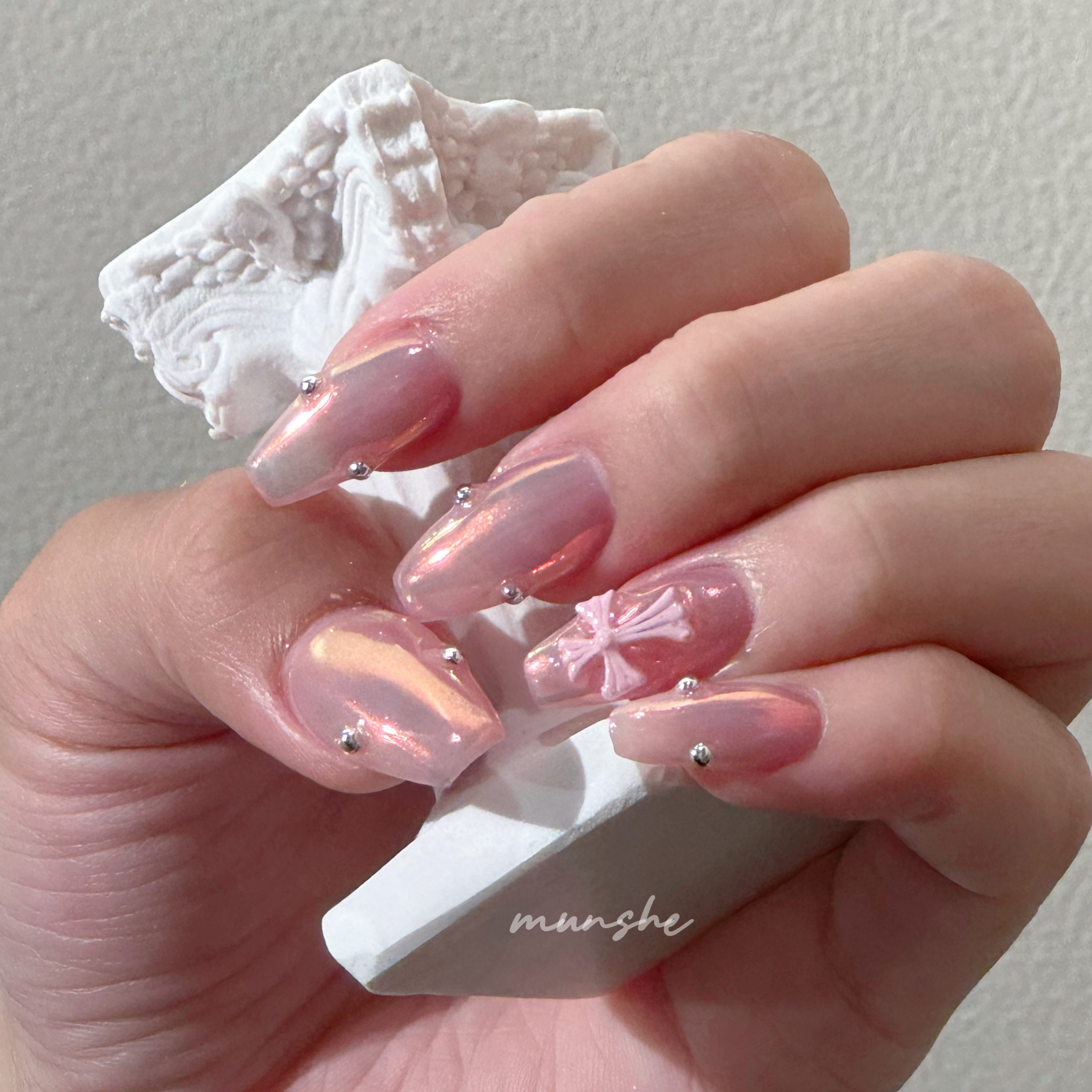 munshe_nails