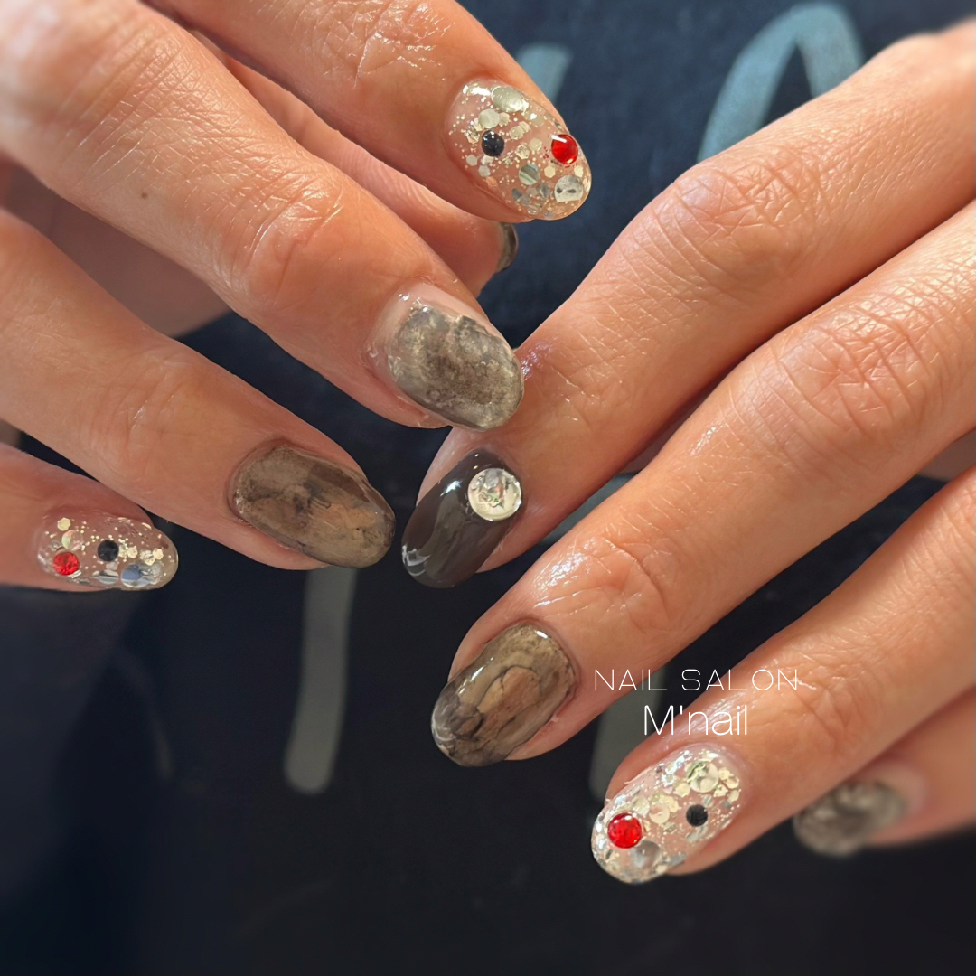MM__nail