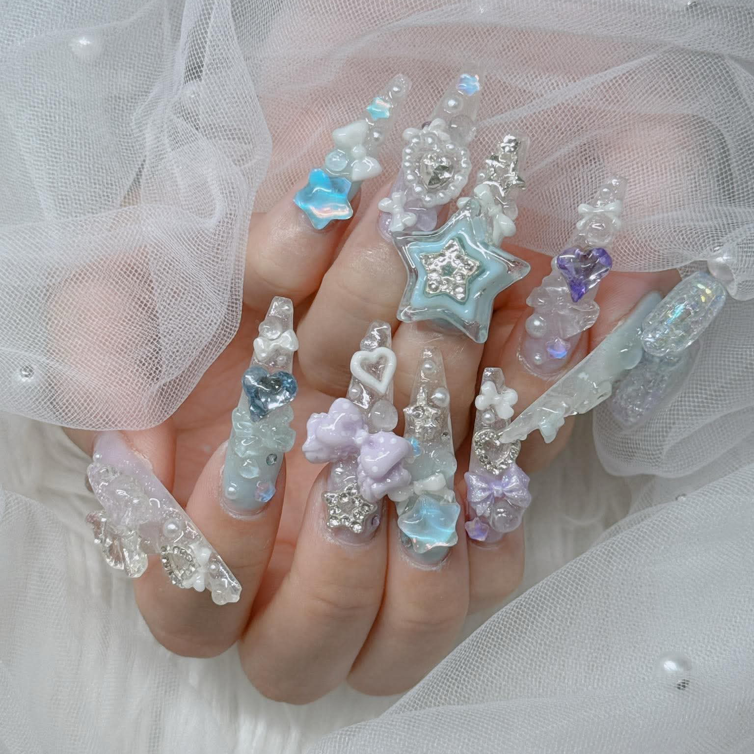 Lee_Nails