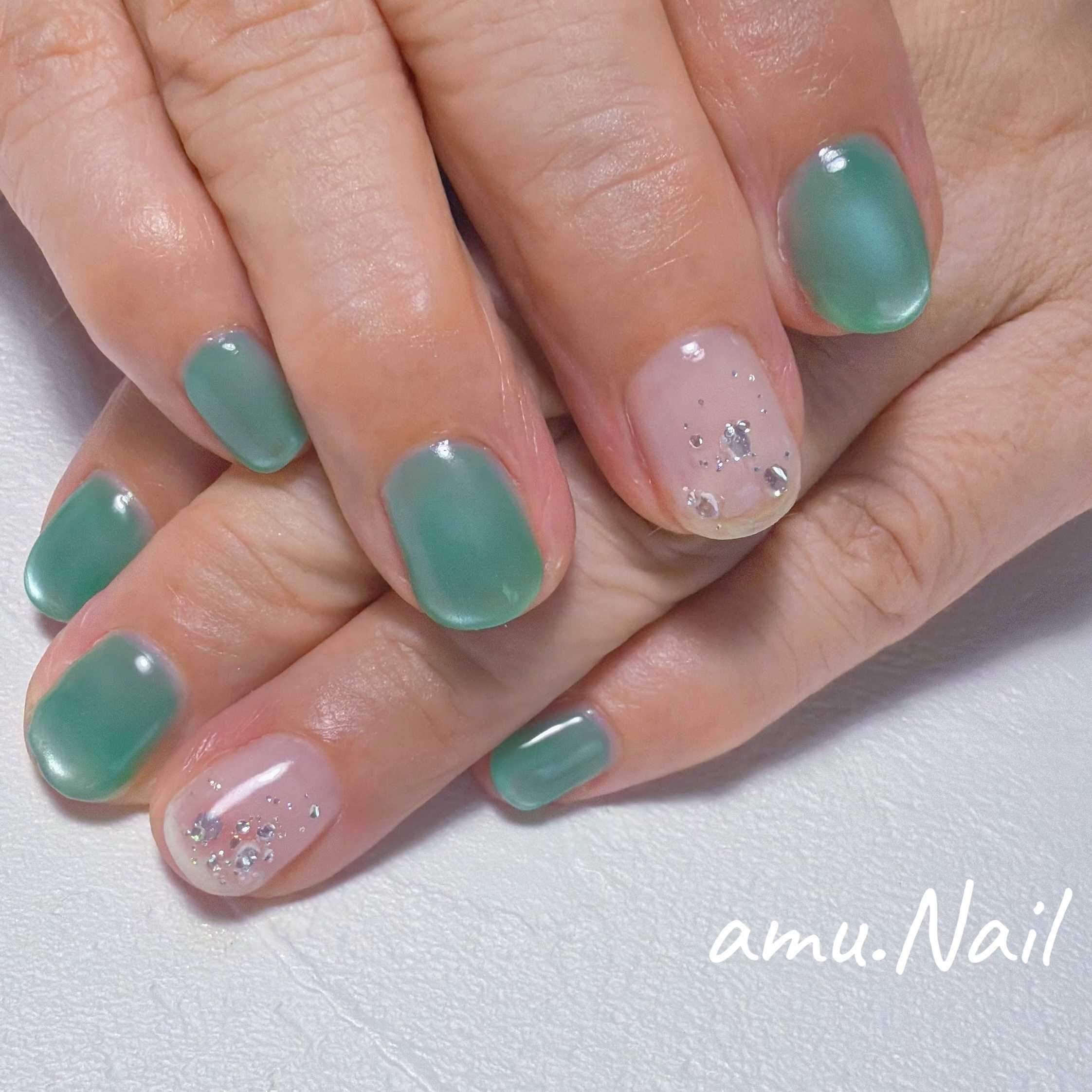 amu.Nail