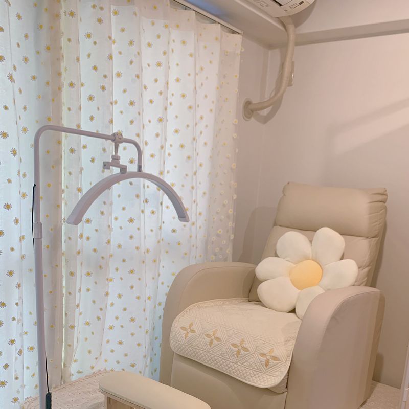 Daisy Nail