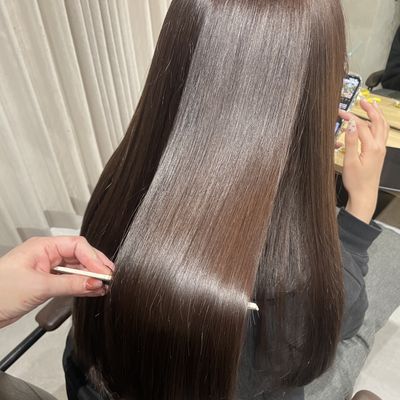 〖🎀大人気menu🪄︎︎〗髪質改善ストレート🪞広がりやクセを毎日扱いやすい髪の毛に✨