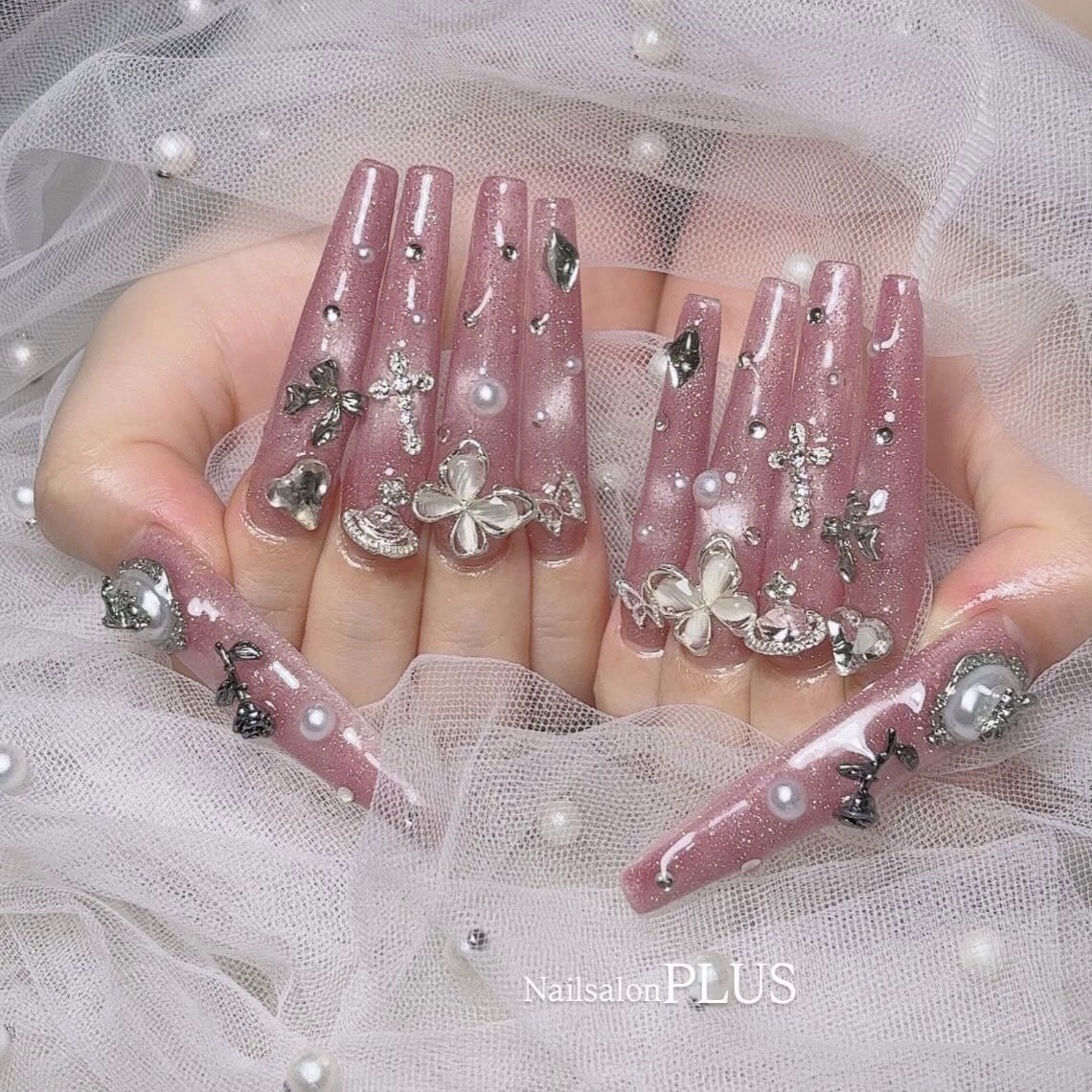 Nailsalonplus_minami