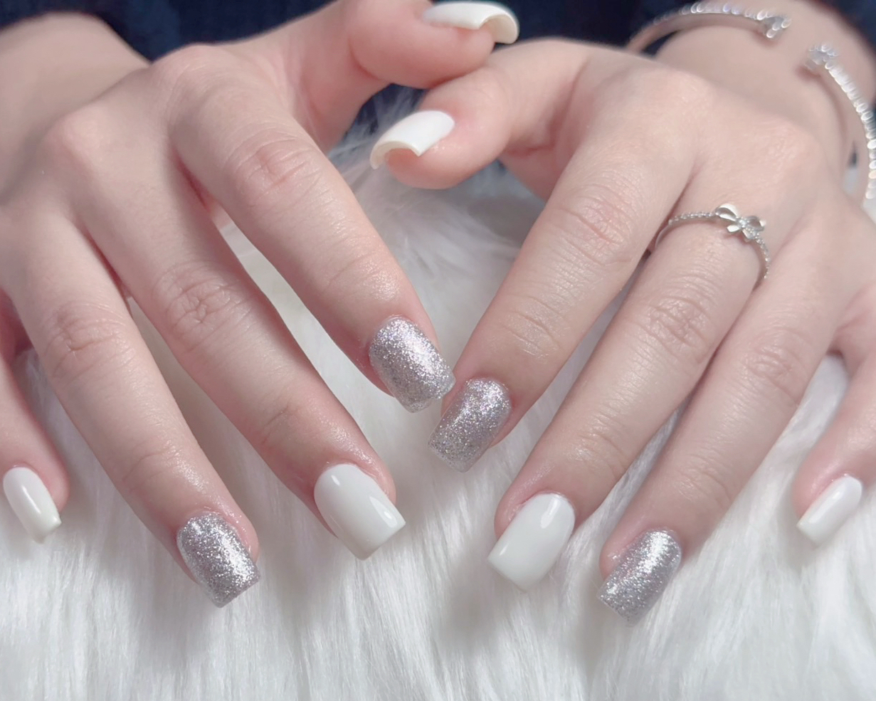 LUCKYNAILstudio