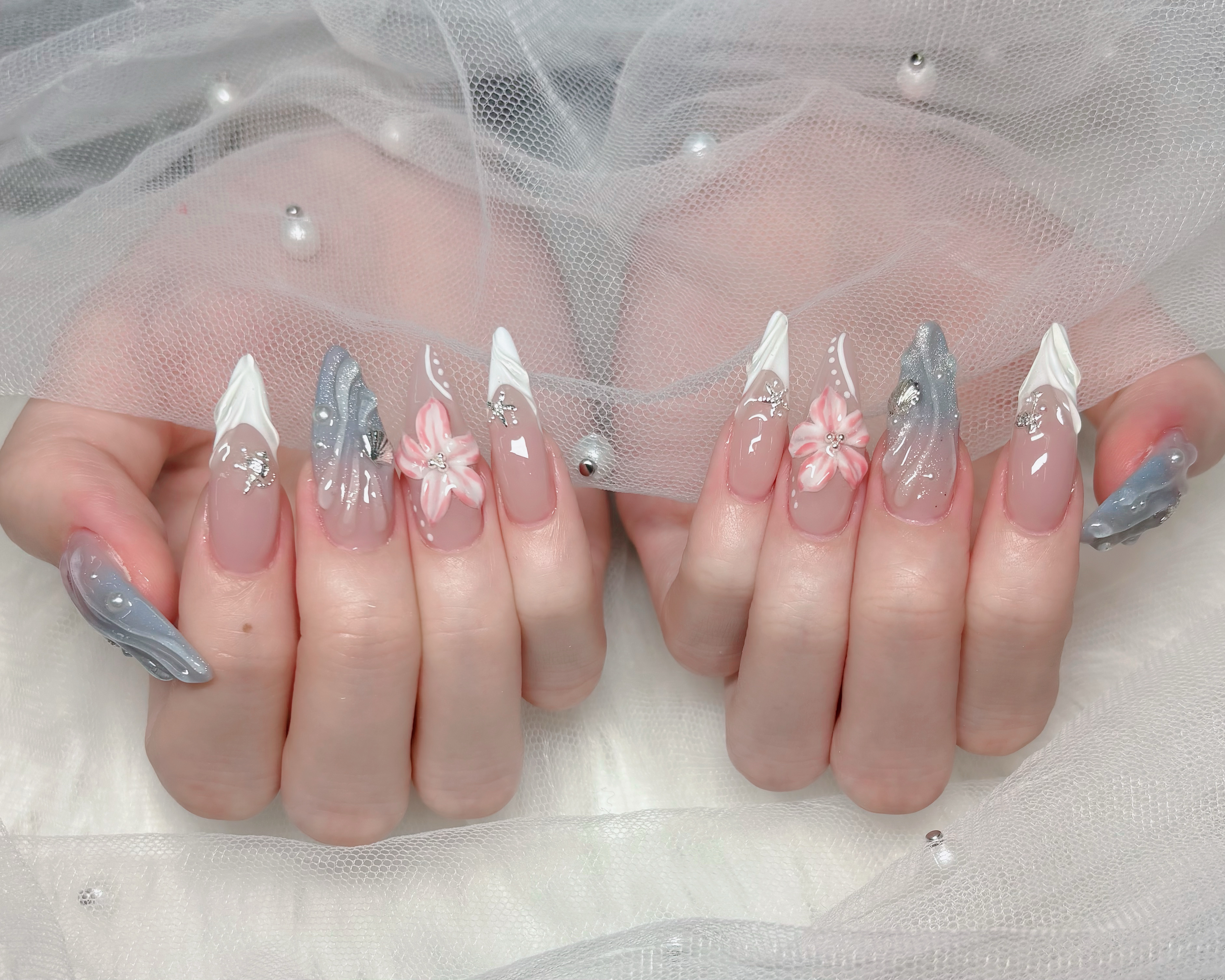 Nail_Rino