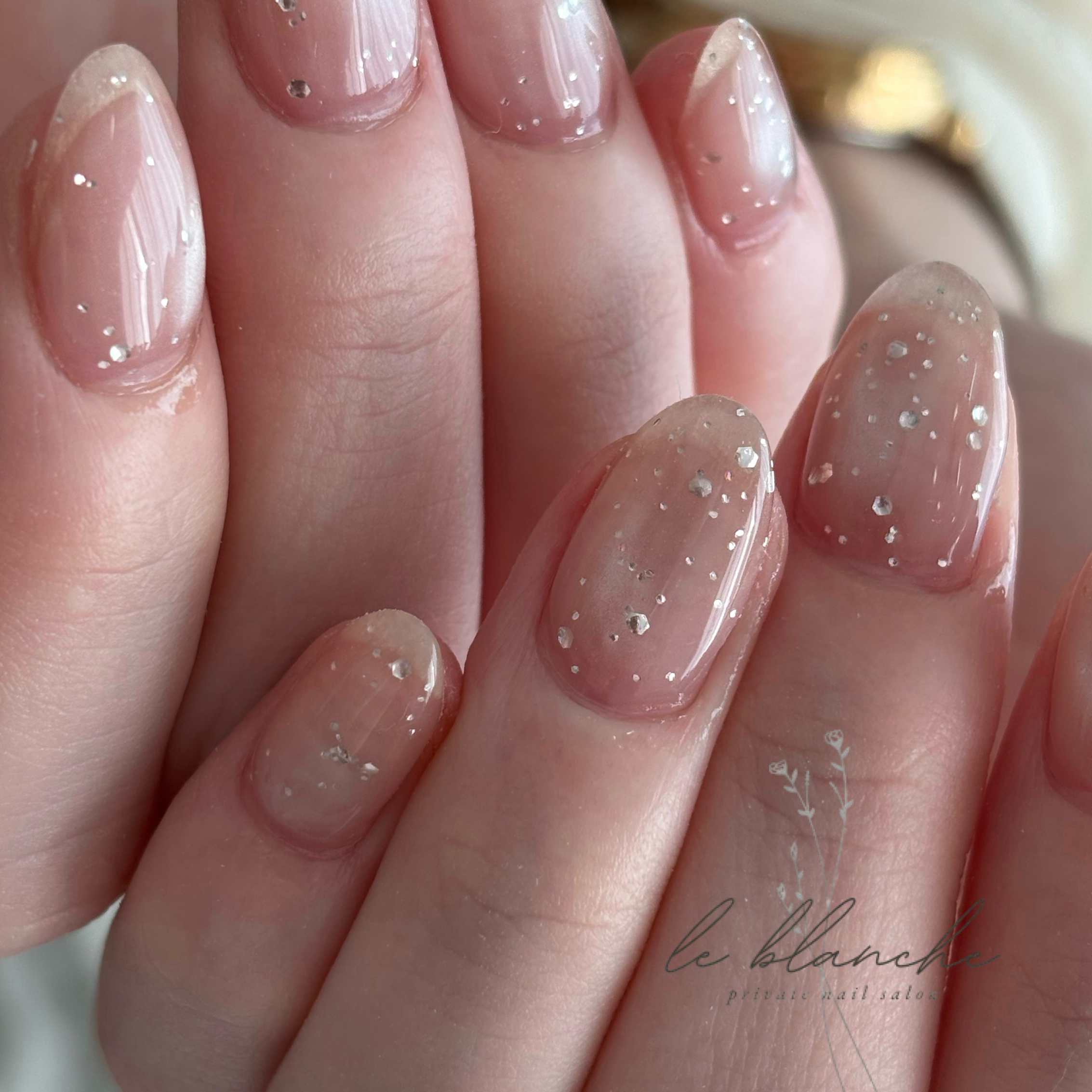 le.blanche.nail
