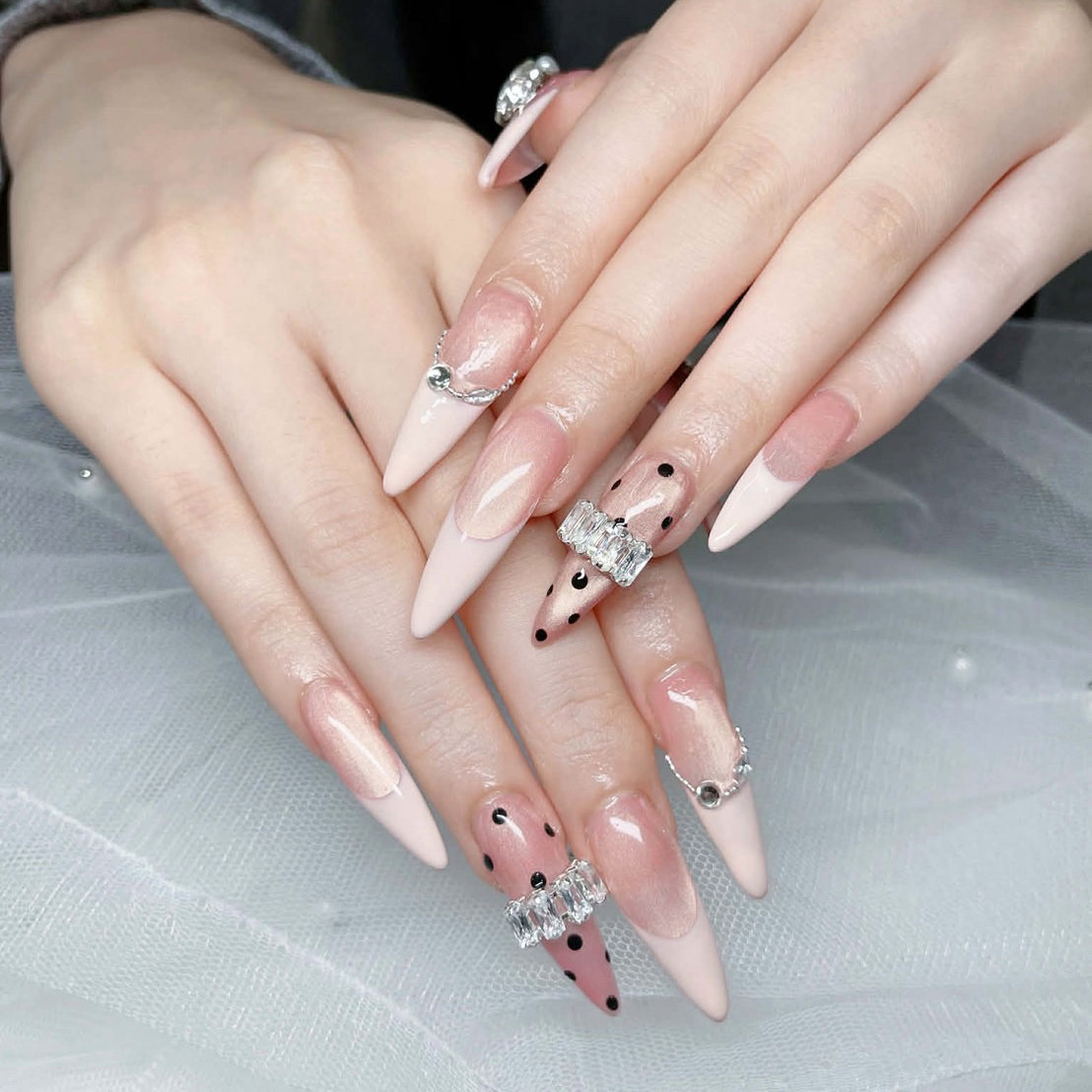 miyu.nail_rina