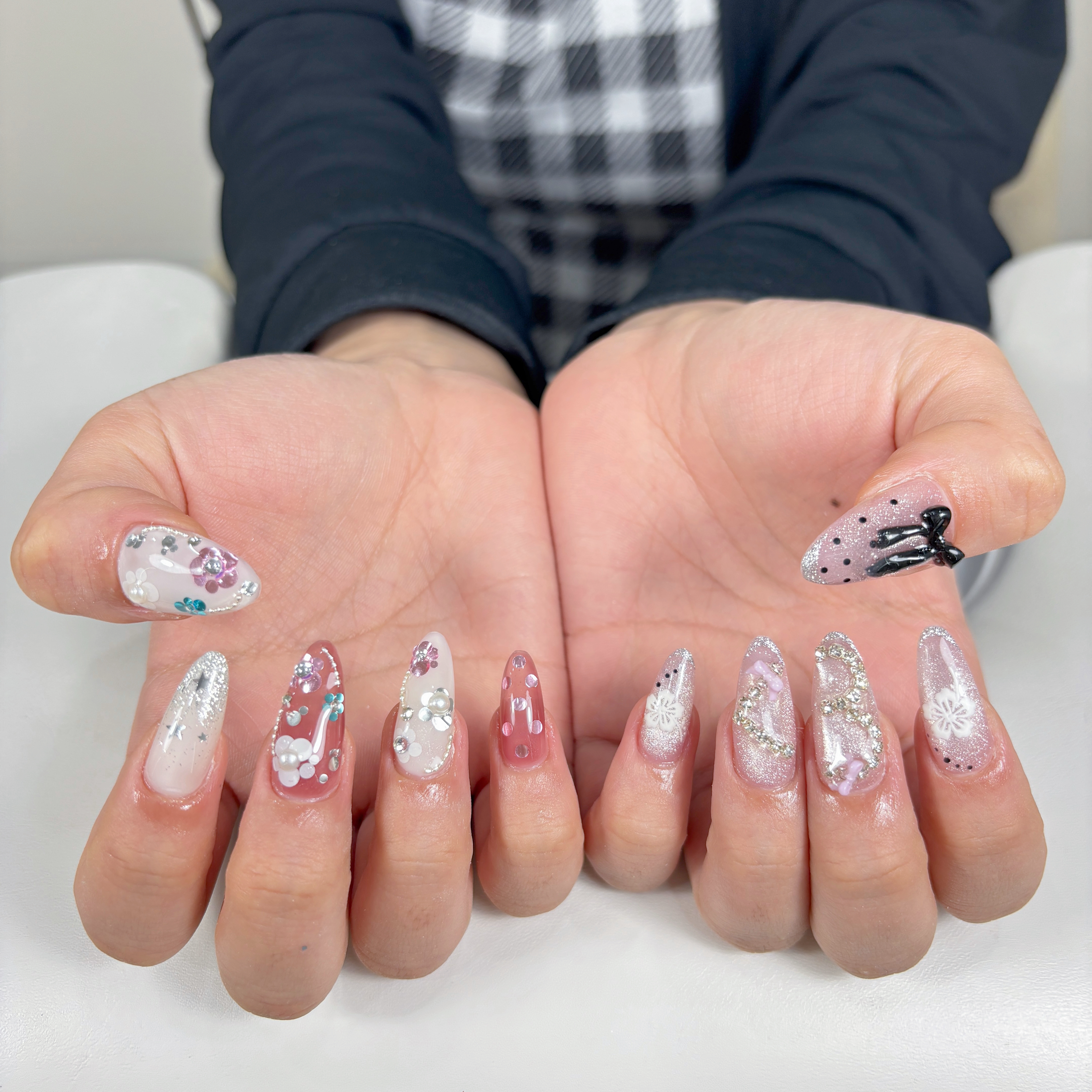 QUEENS_NAIL_STUDIO