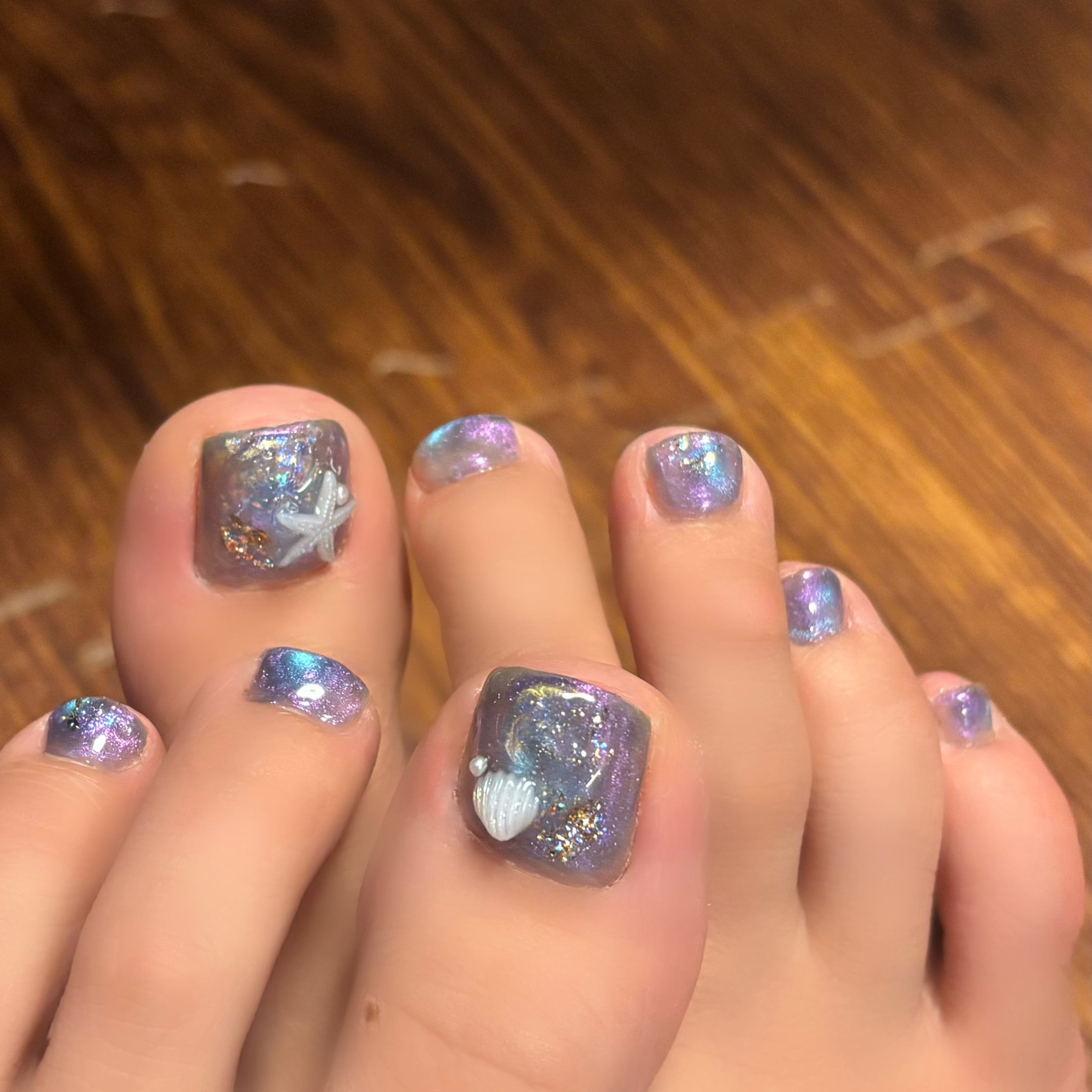 hum.nail