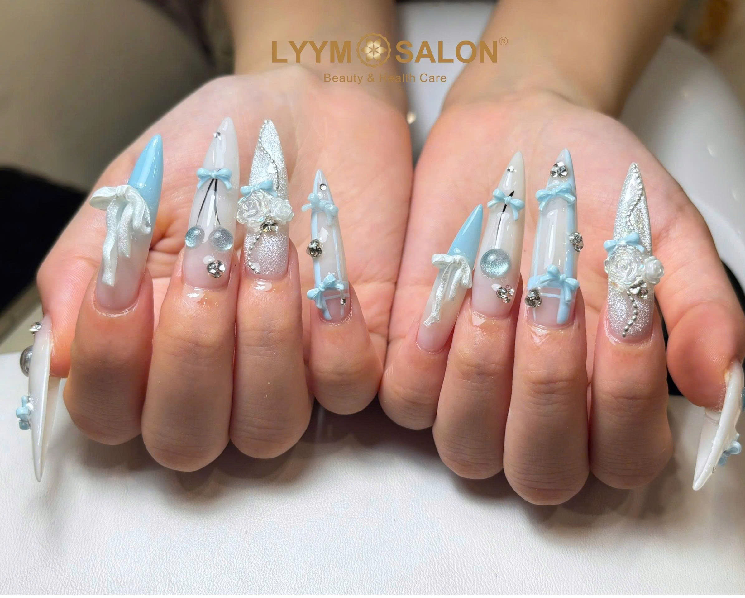 LyymSalon_rin
