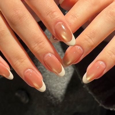 🌈　SNSで大人気‼︎【マグネットベース×フレンチ】