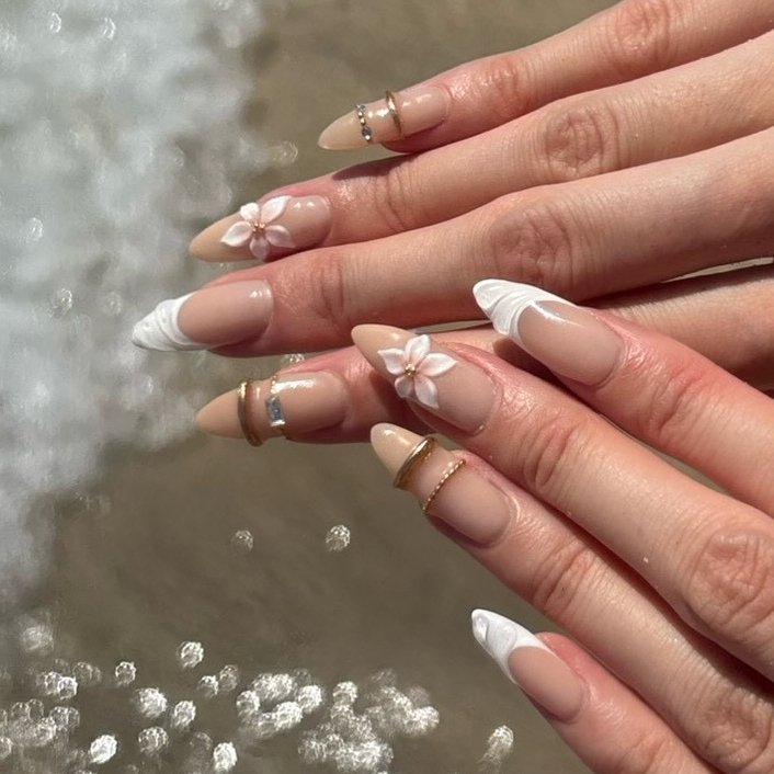 coast_nail_akari