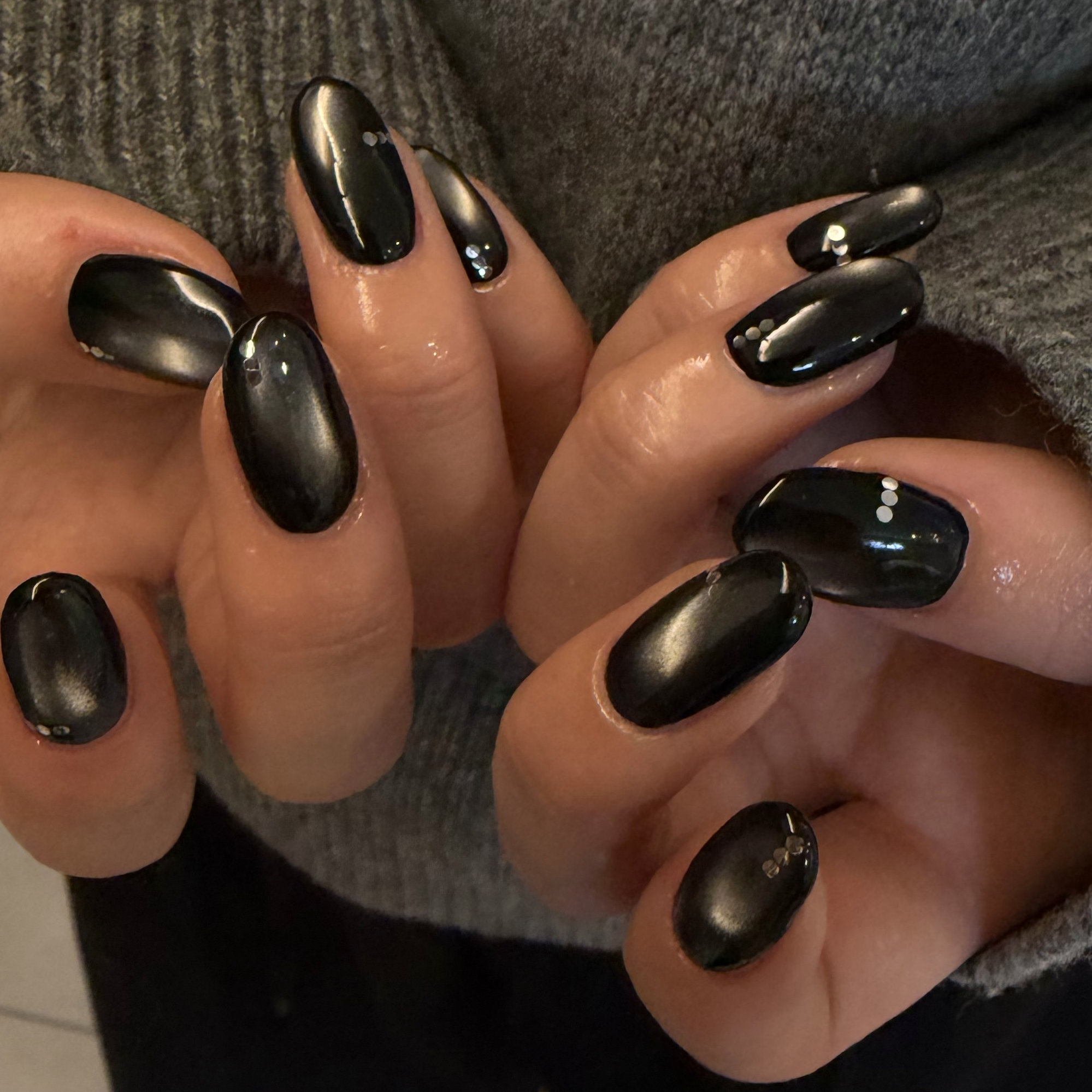 sol.nail_maya