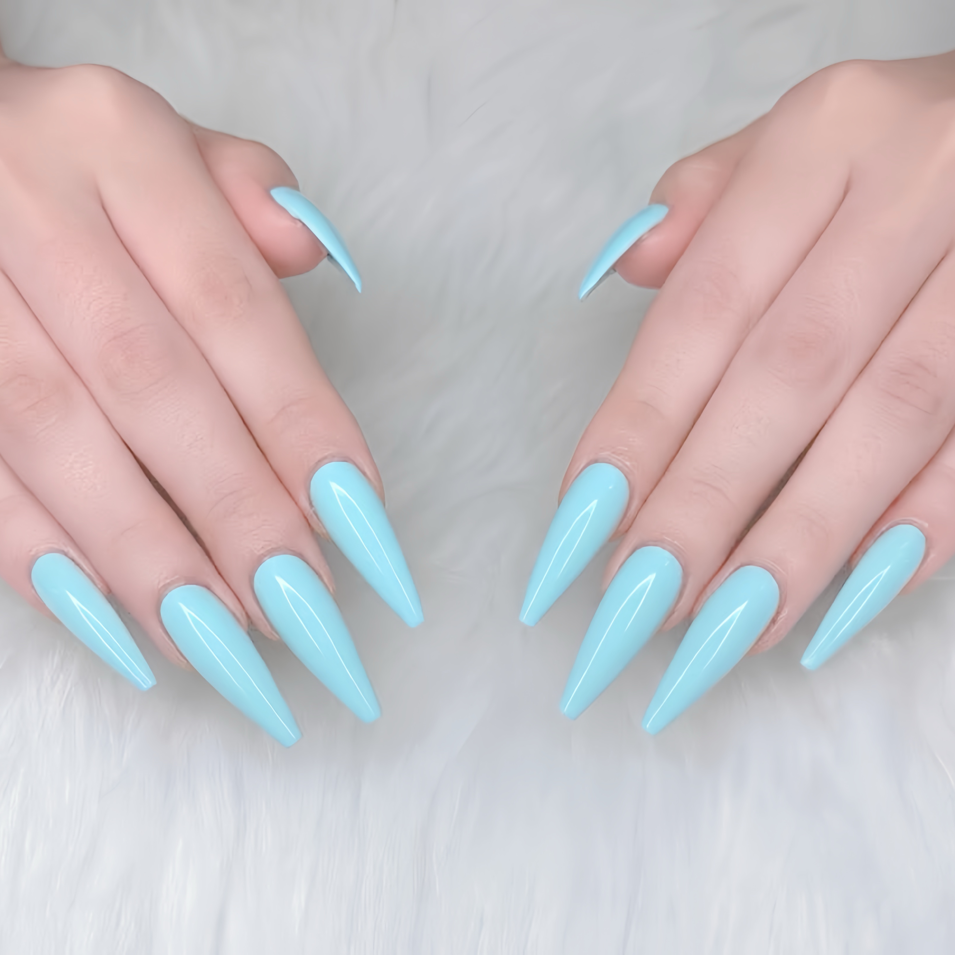 GOHOUBI_Nail