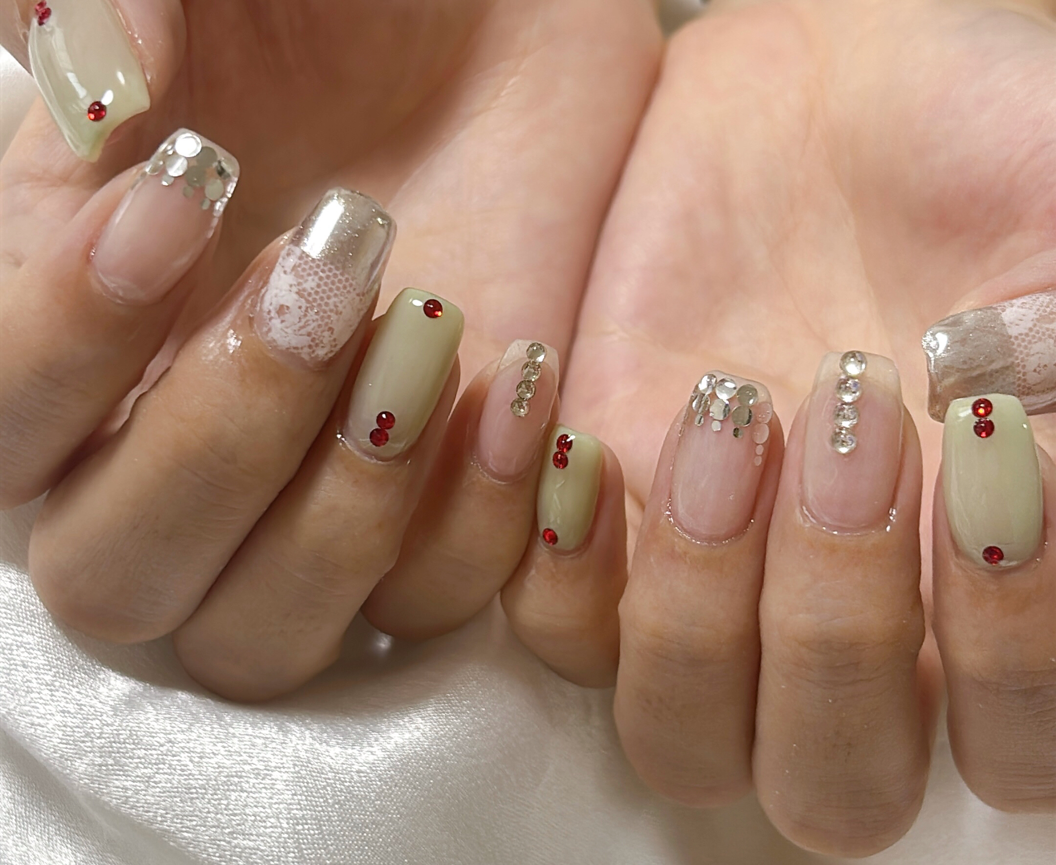 kiki_nail