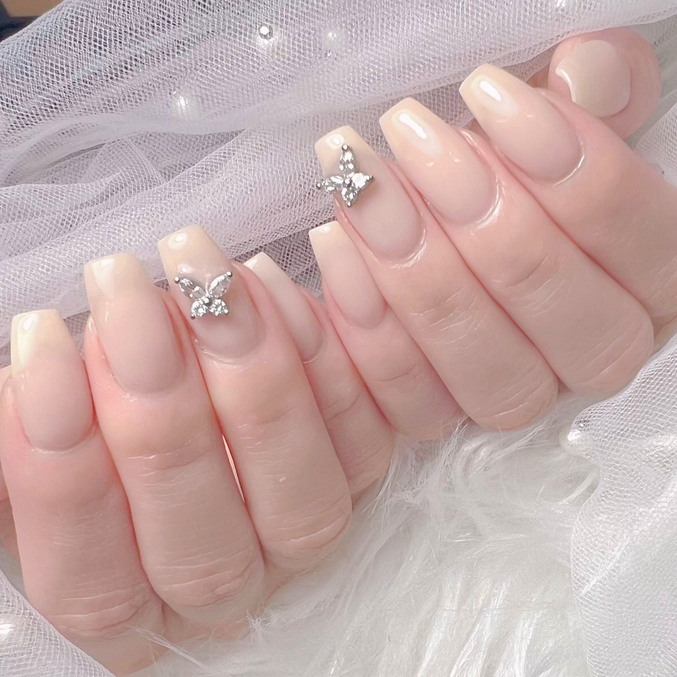 nail_by.mino