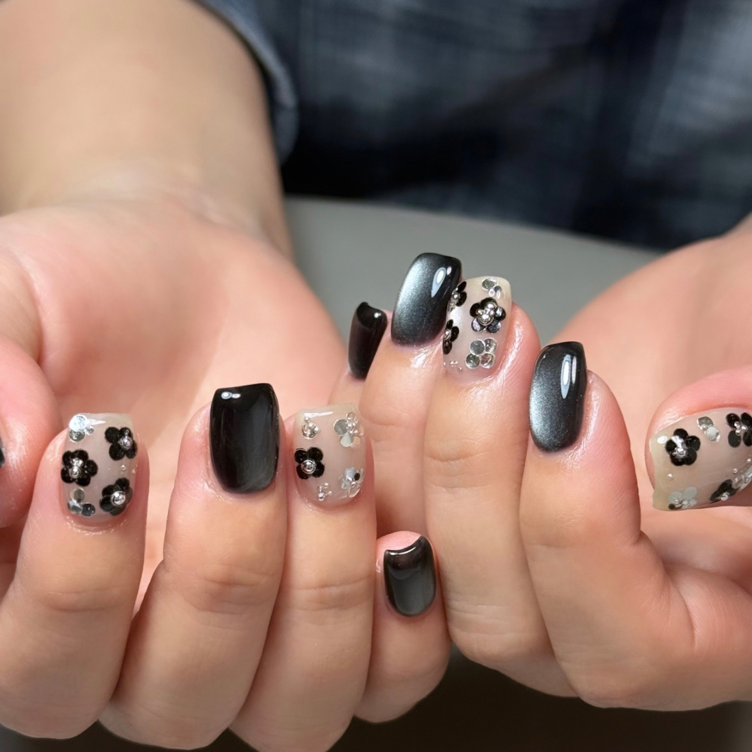 Seras_nail
