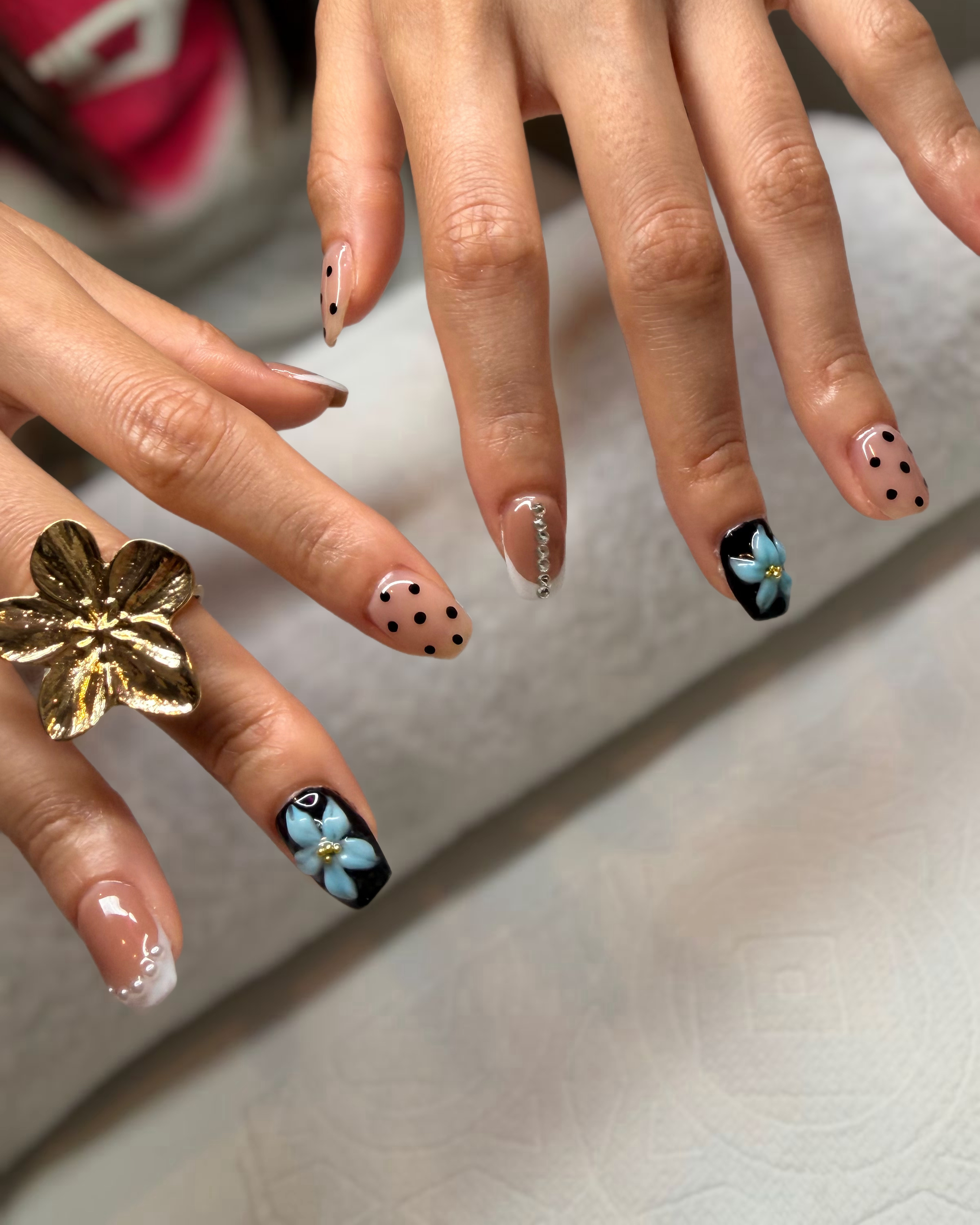THE.NAIL.BAR