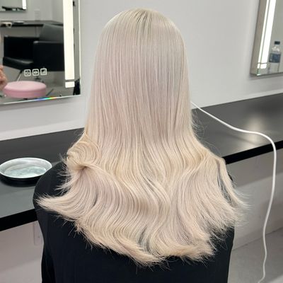 ブロンドカラー＋高濃度ケラチントリートメント