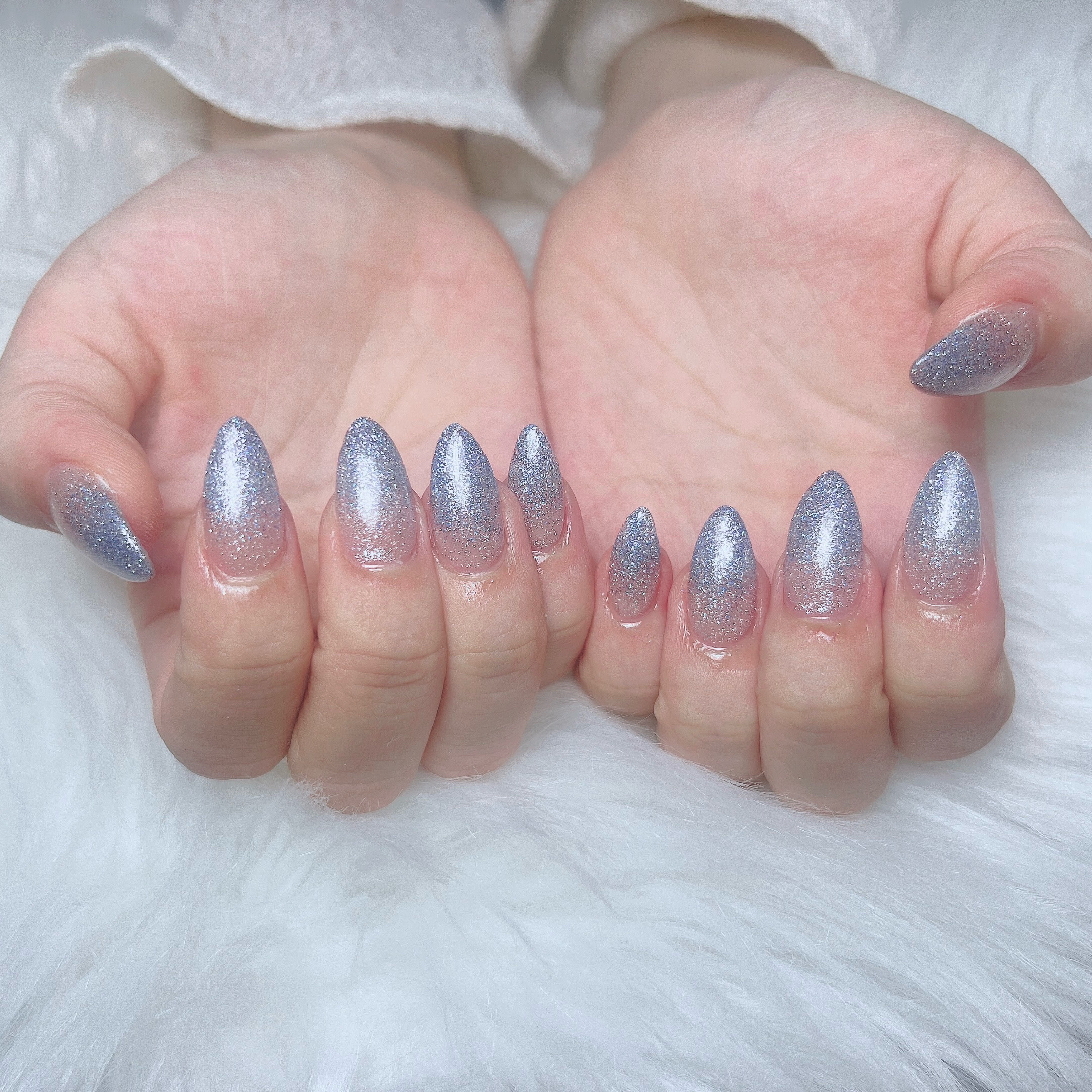 Har02_Nail