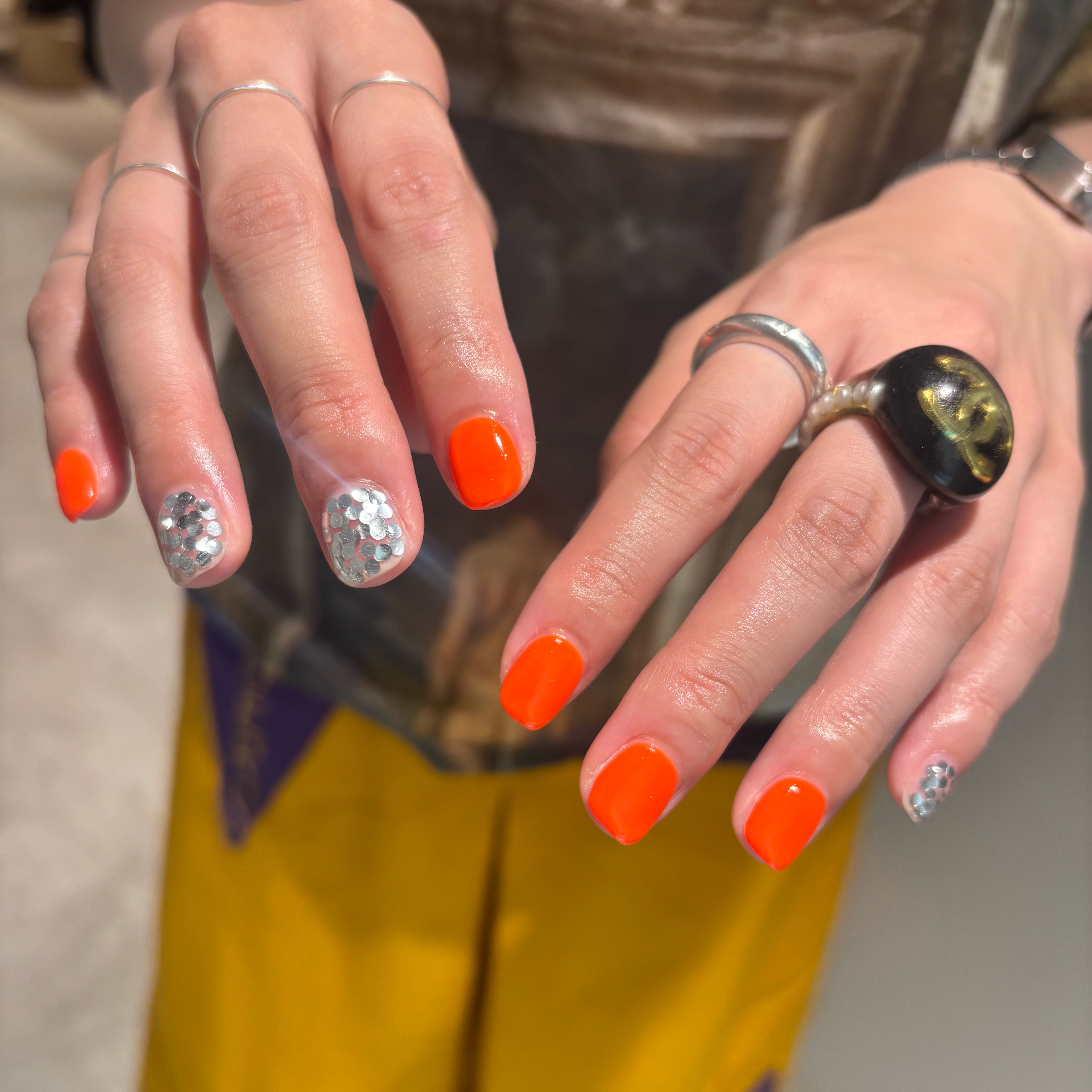 Emu...nail