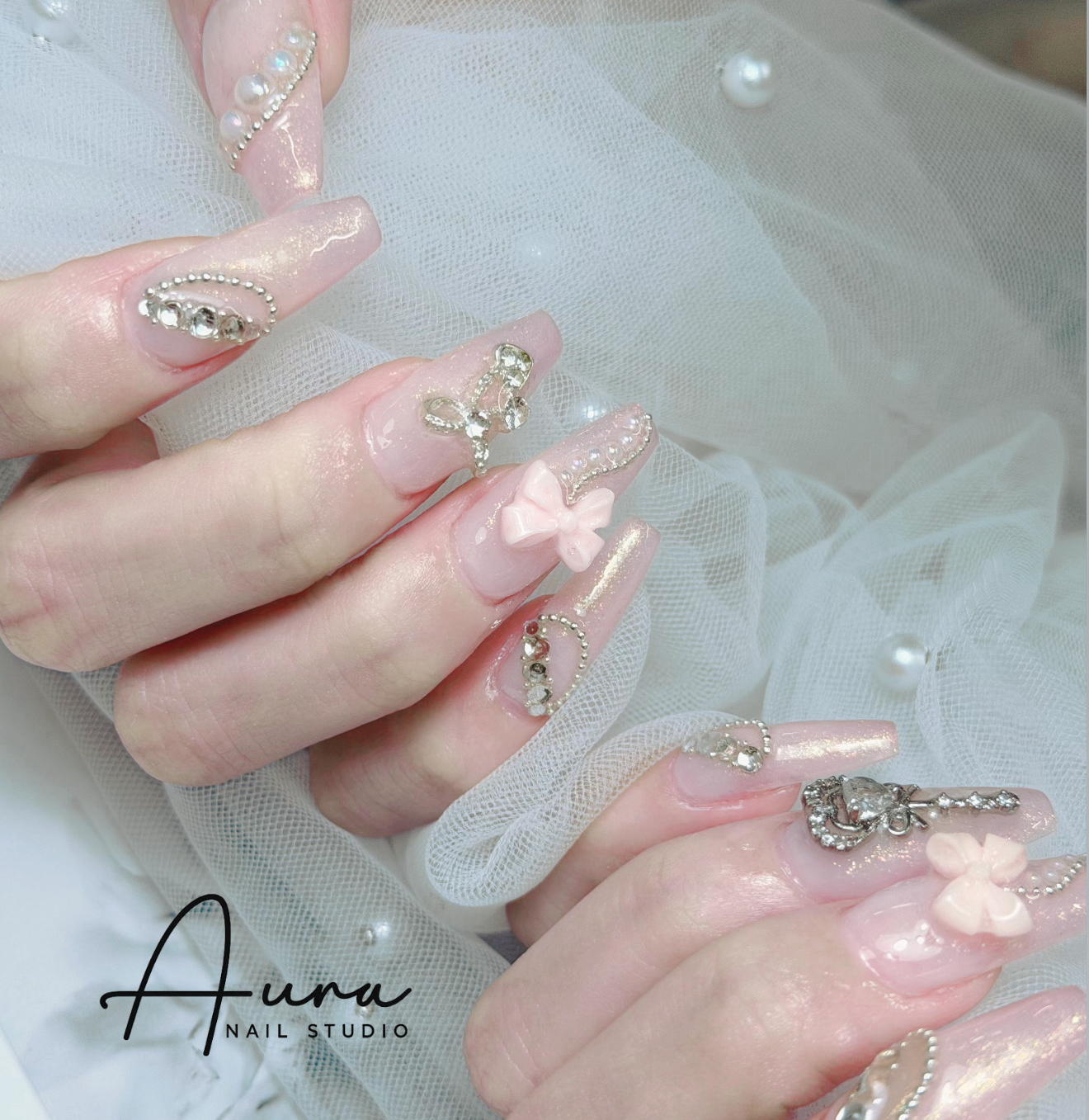 Aura_Nail_Salon
