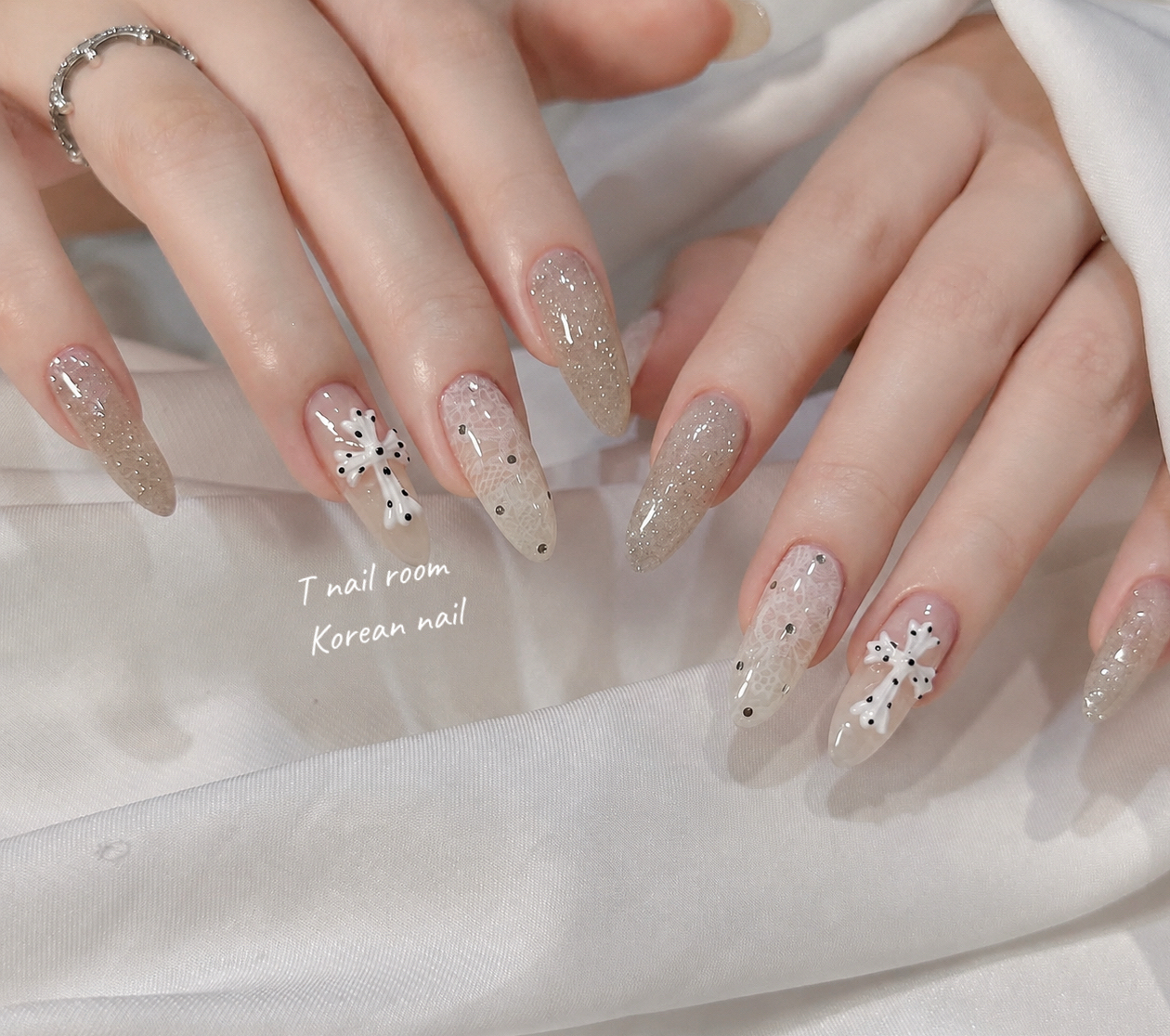 Tnail_room