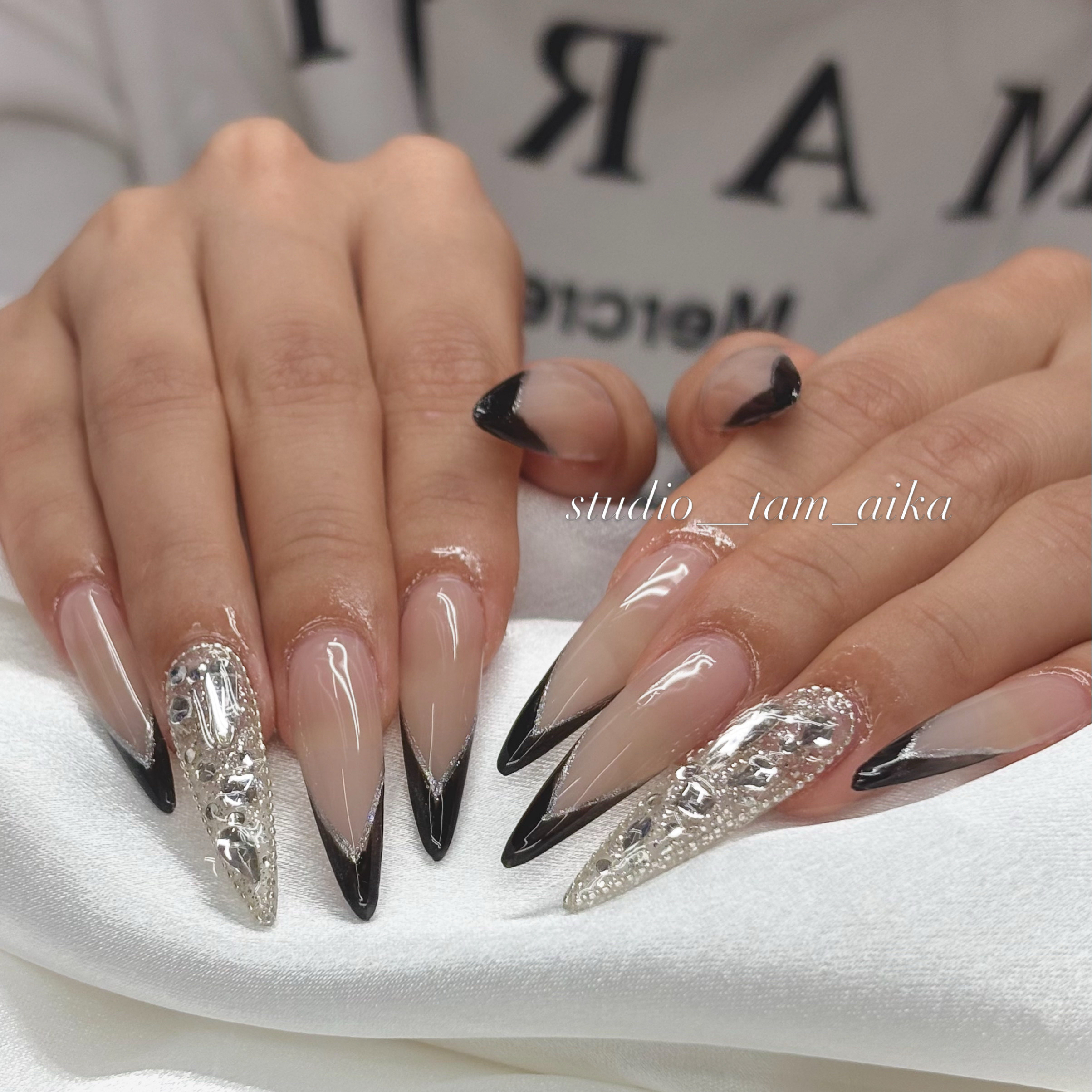 studio__tam_aika