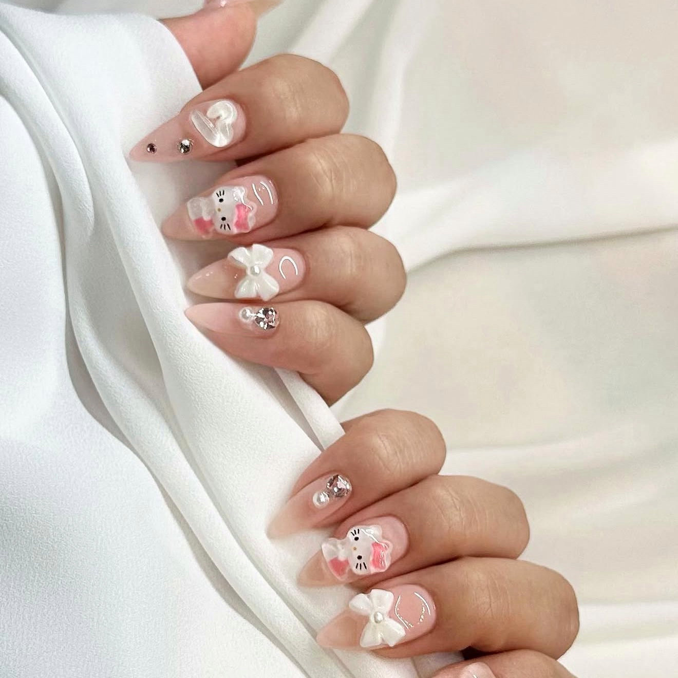 Emaa_Nail