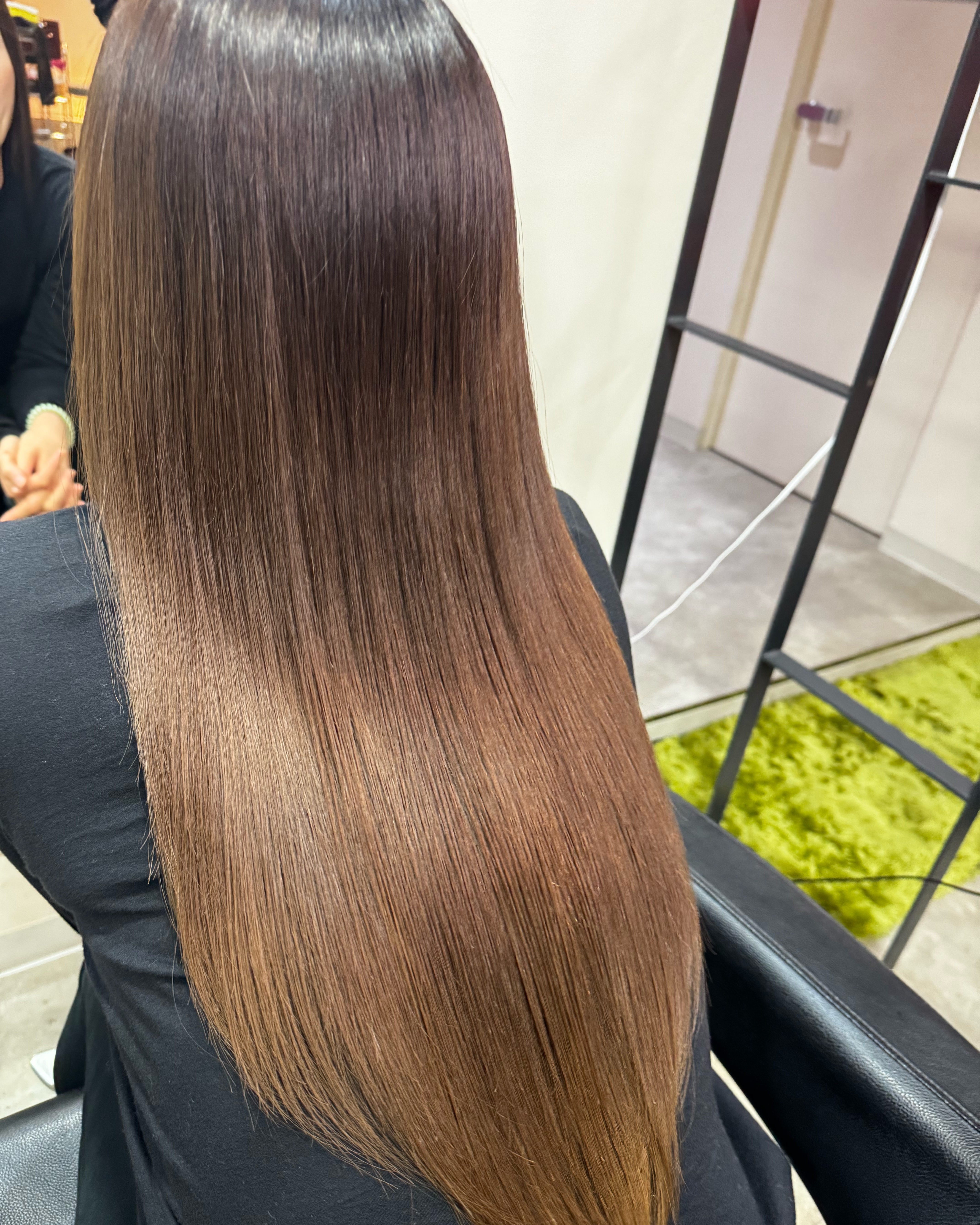 W_SALON