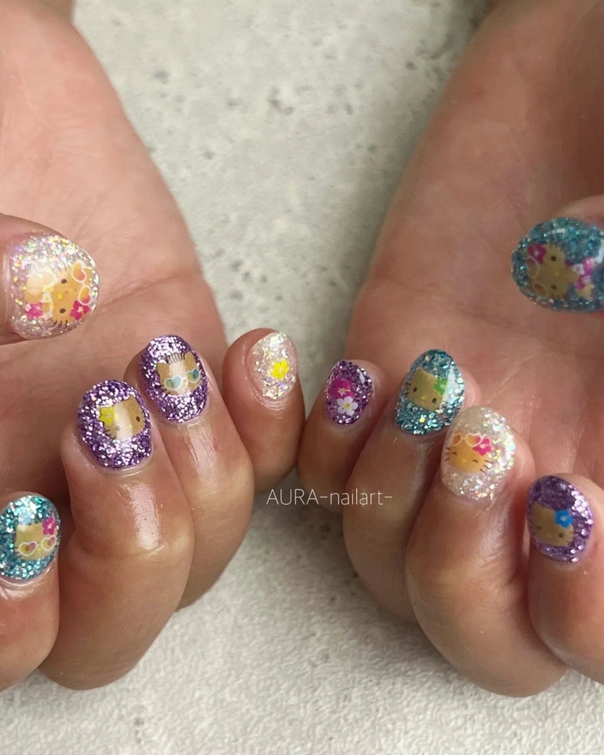 AURA_nailart