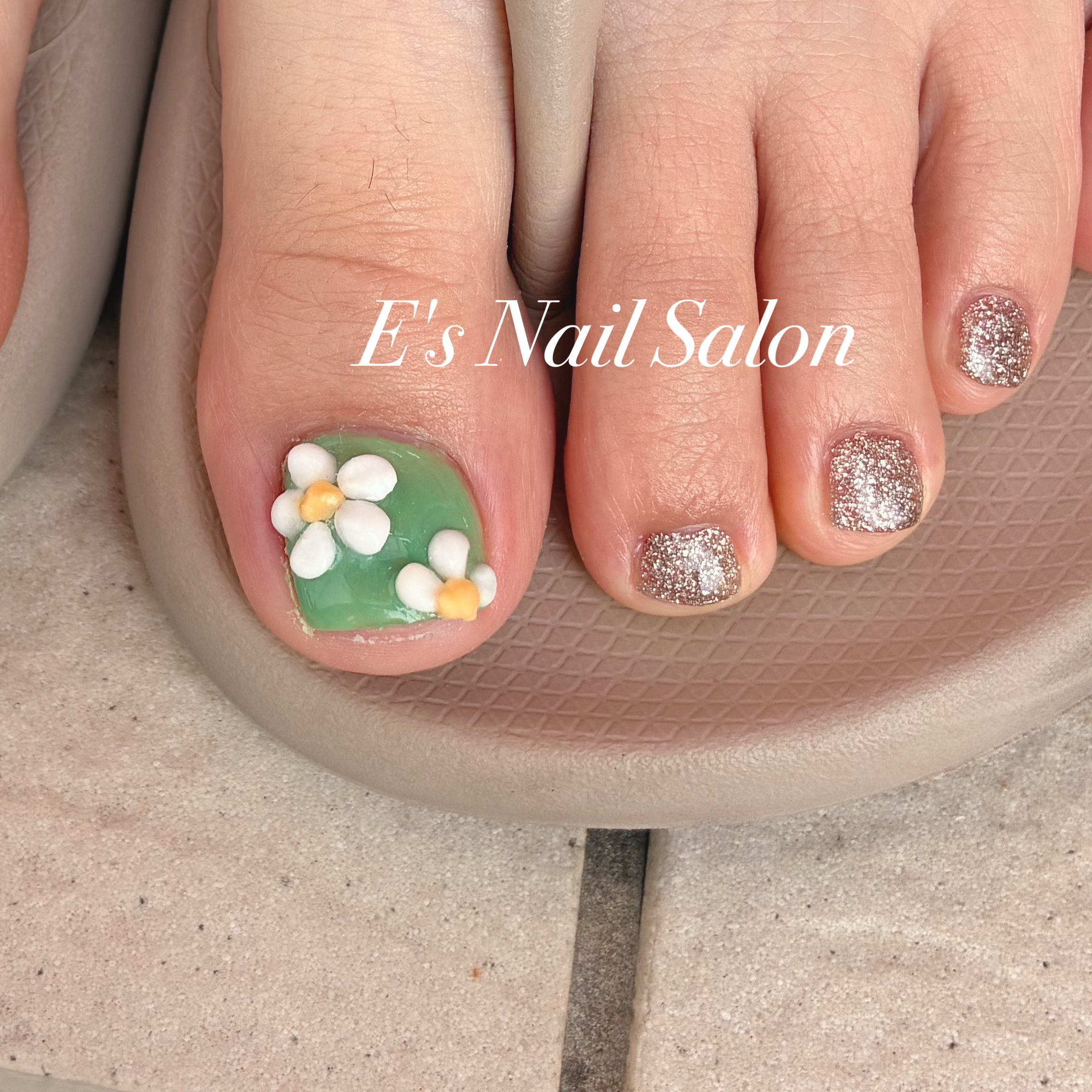 es_nail_salon