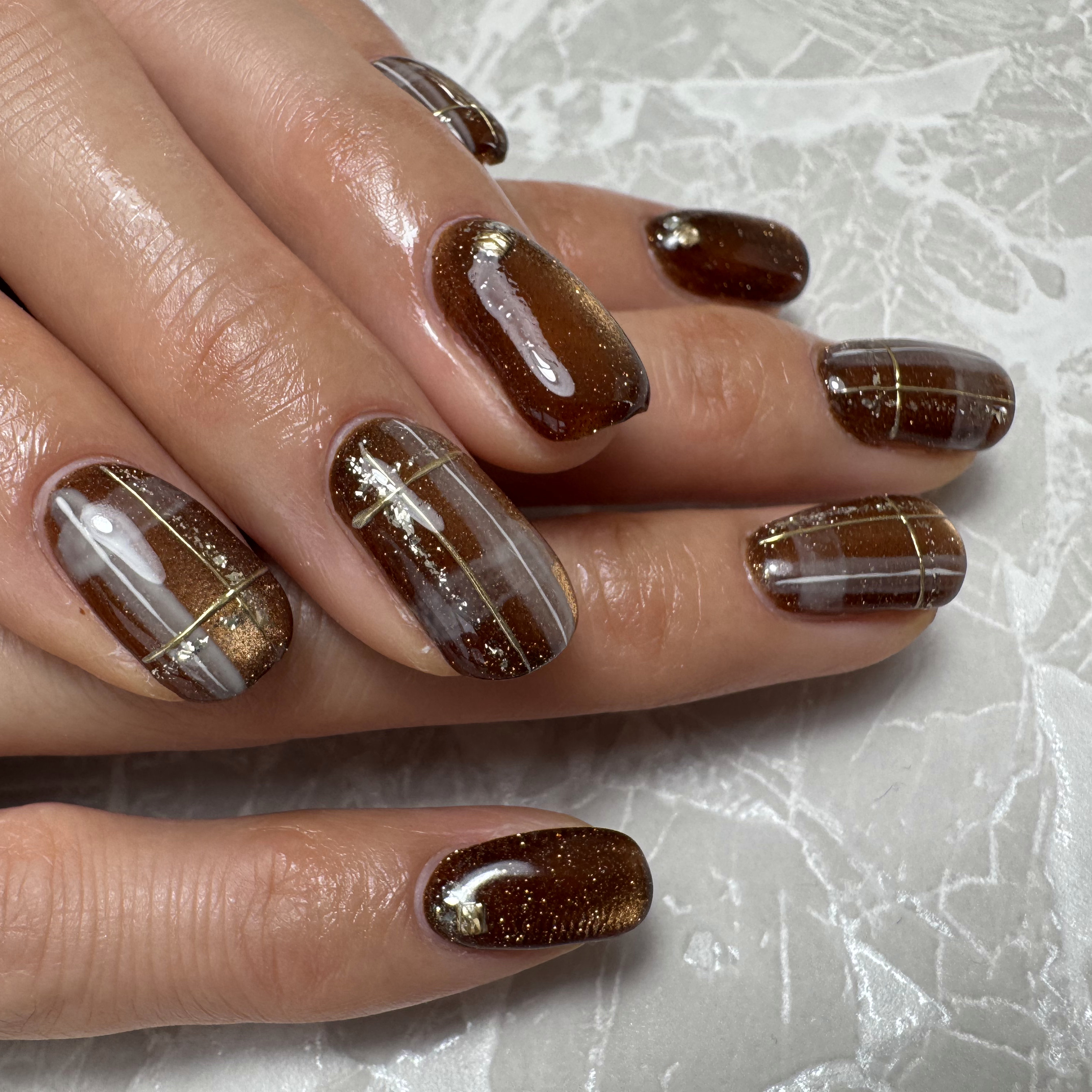 ewalu_nail