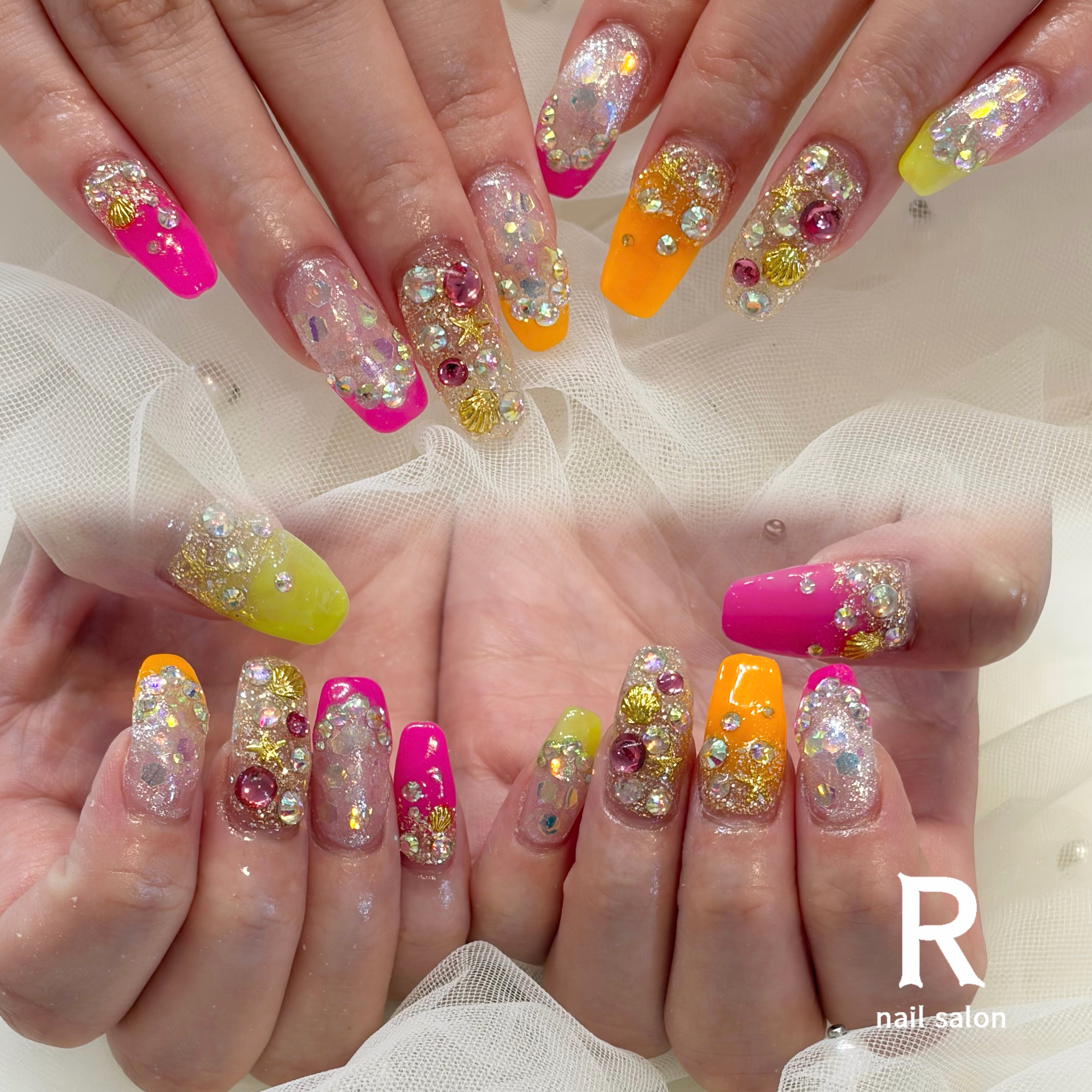 nail_r_akabane