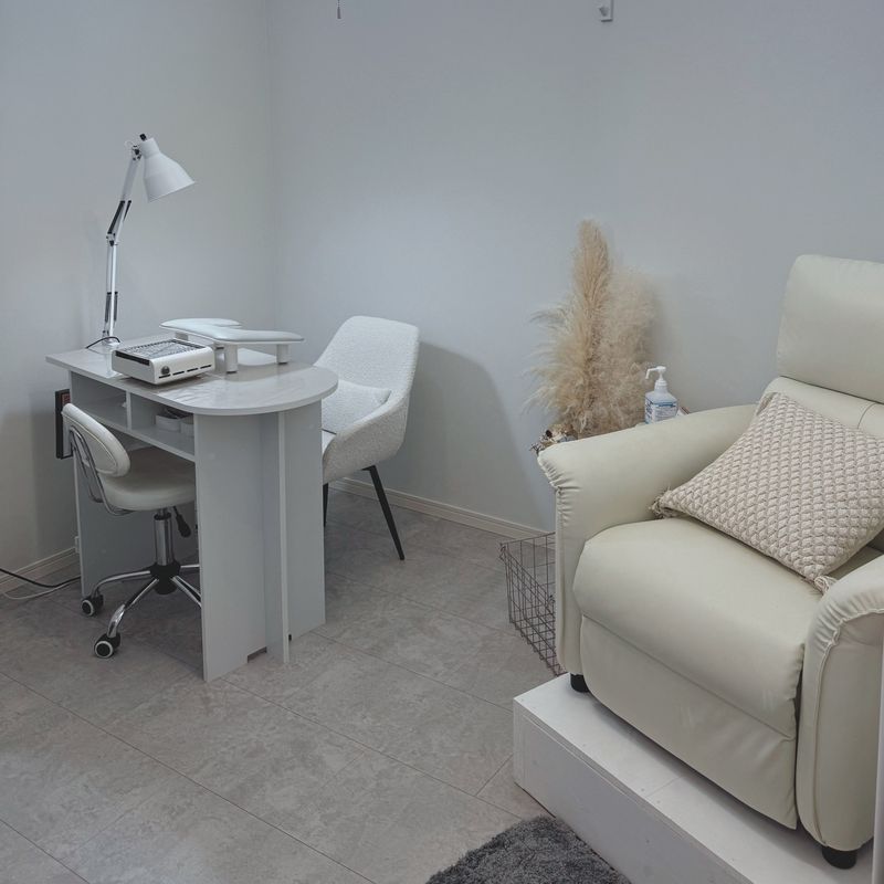 nail salon BLAUW