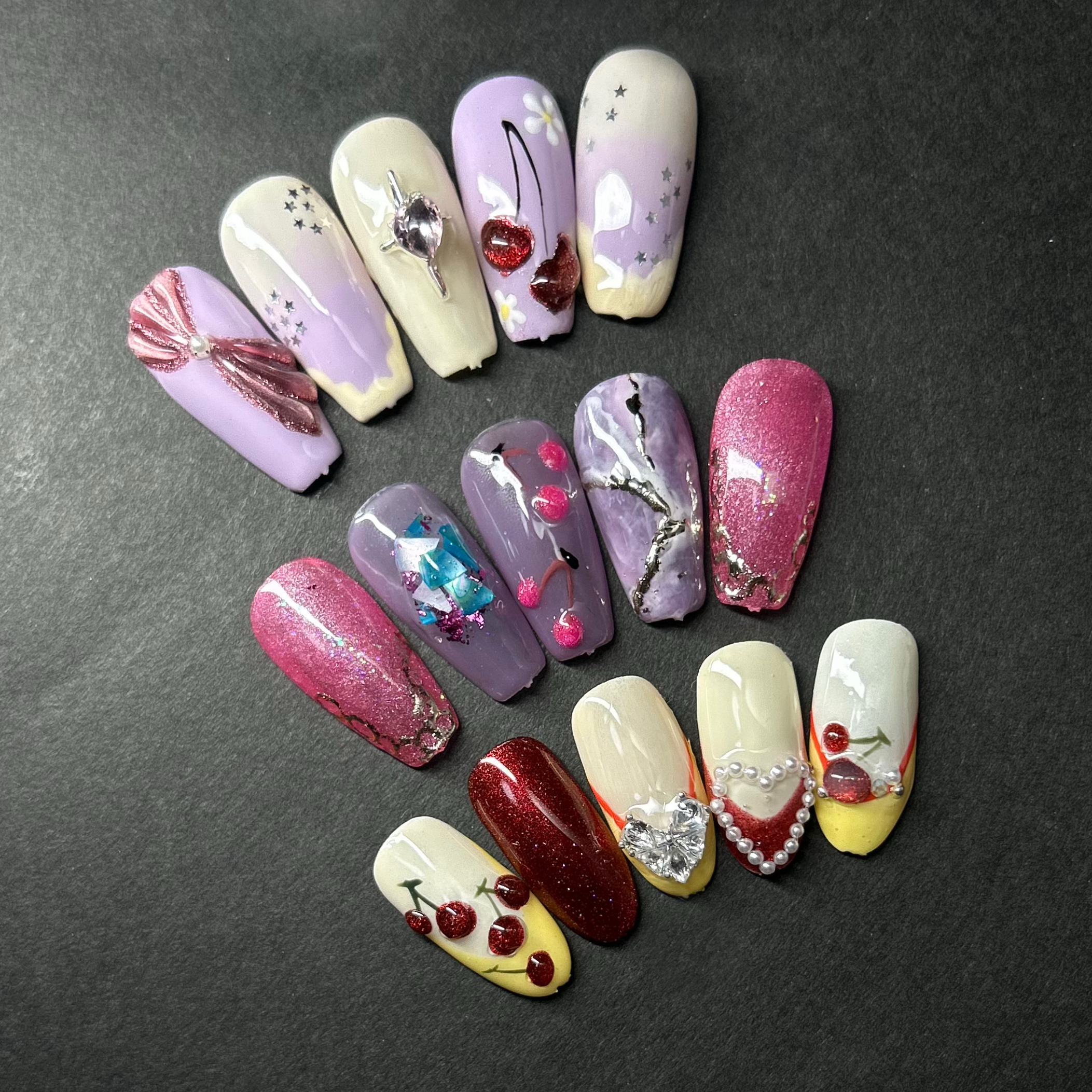 Luna___nails