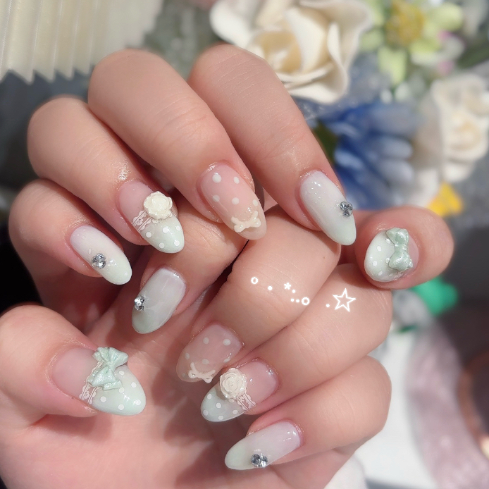 moe_Nail_727