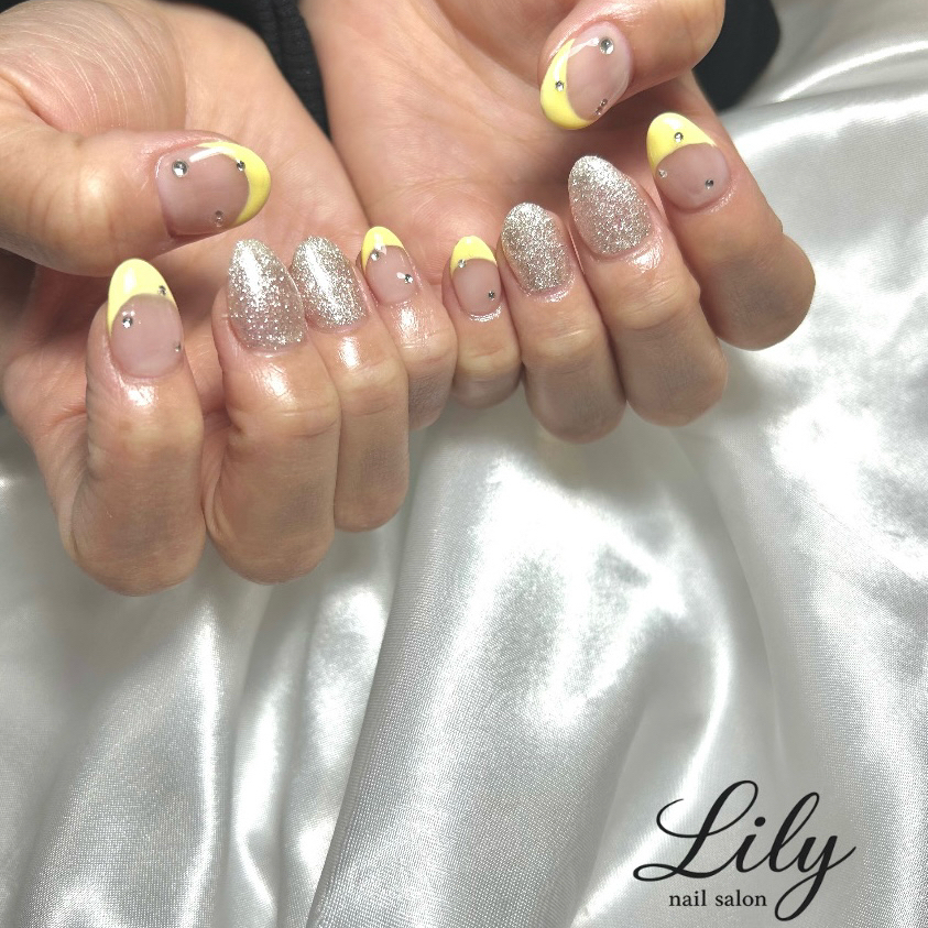 lily._nail