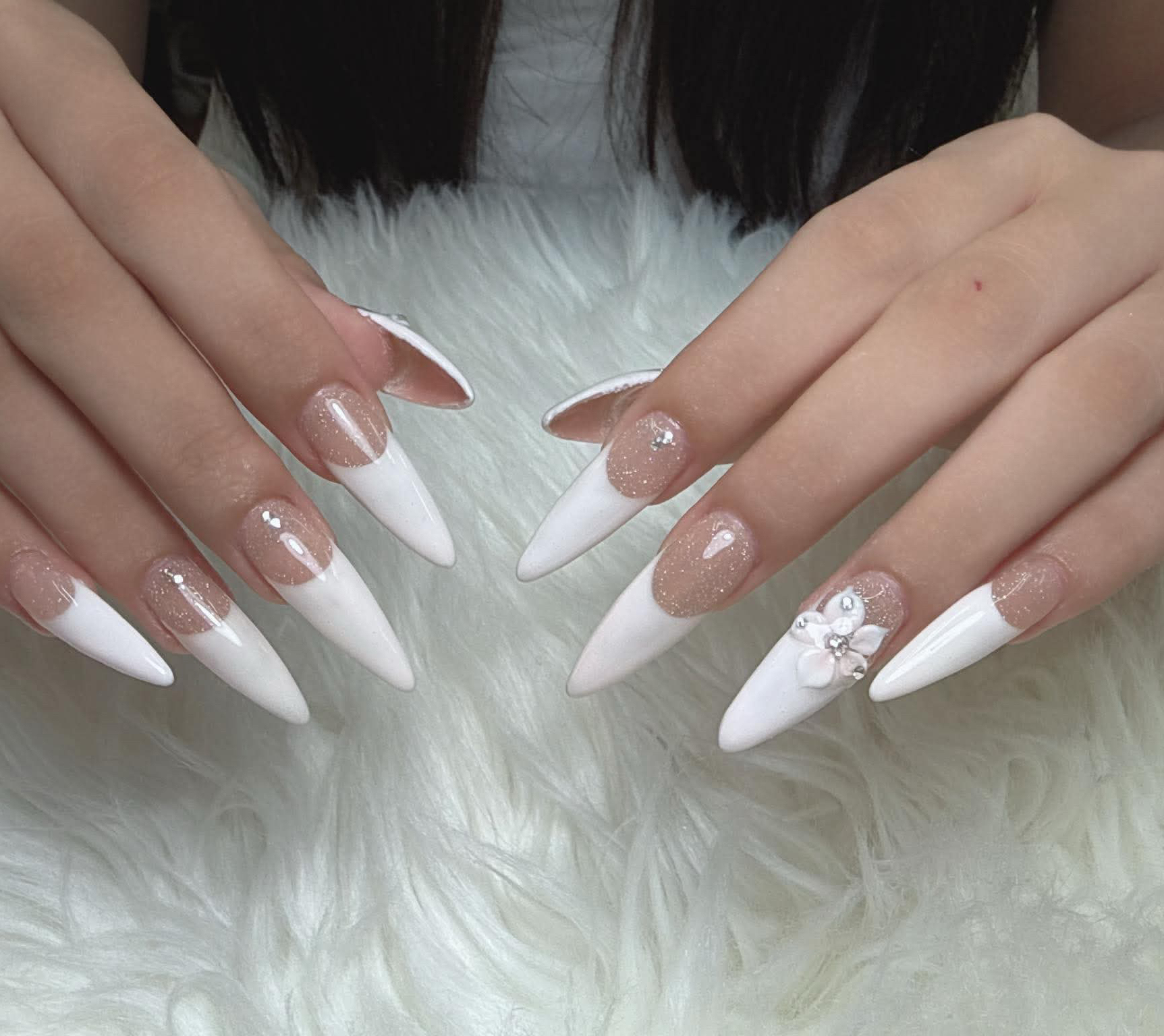 suki.Nail