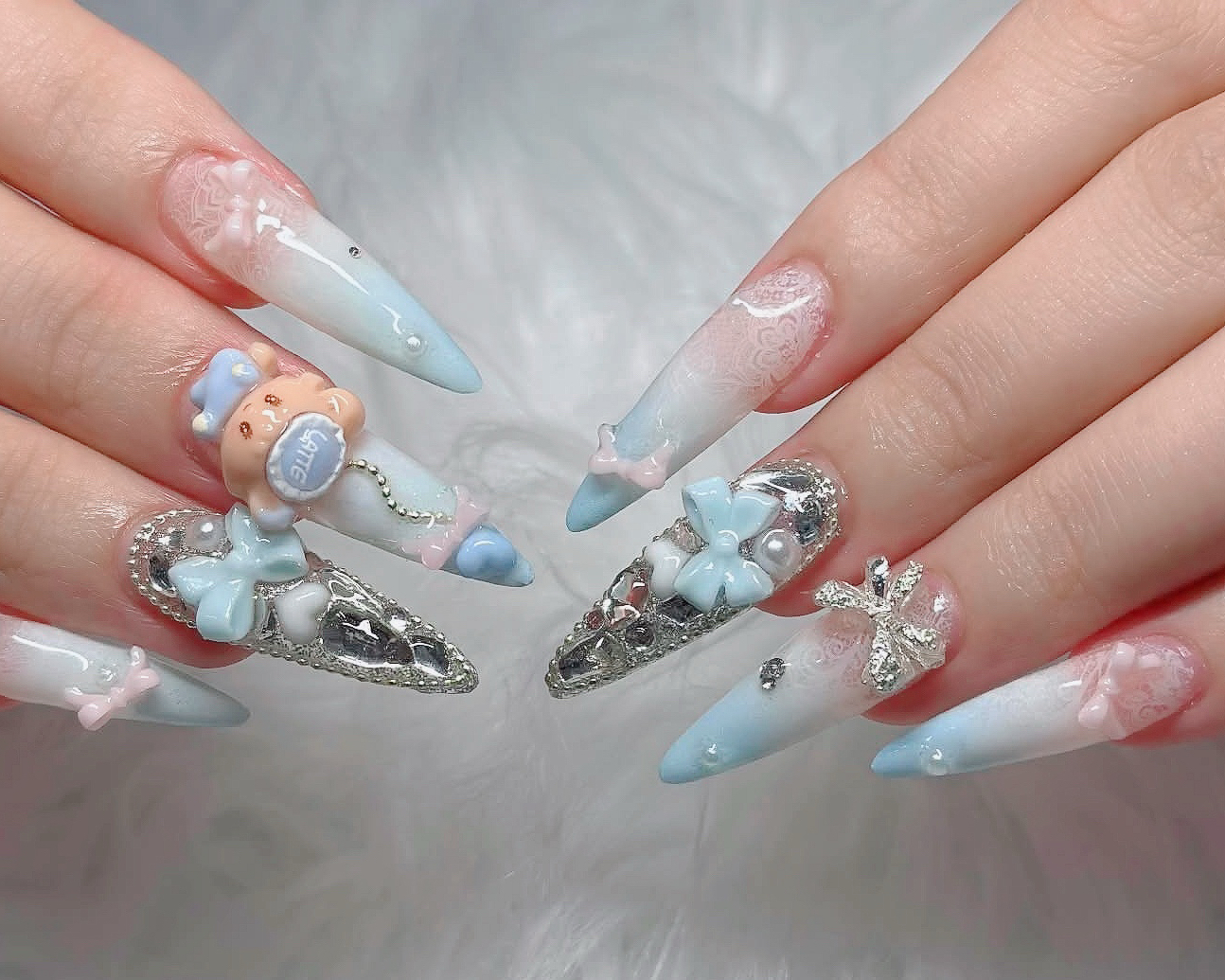 Nail_Van88