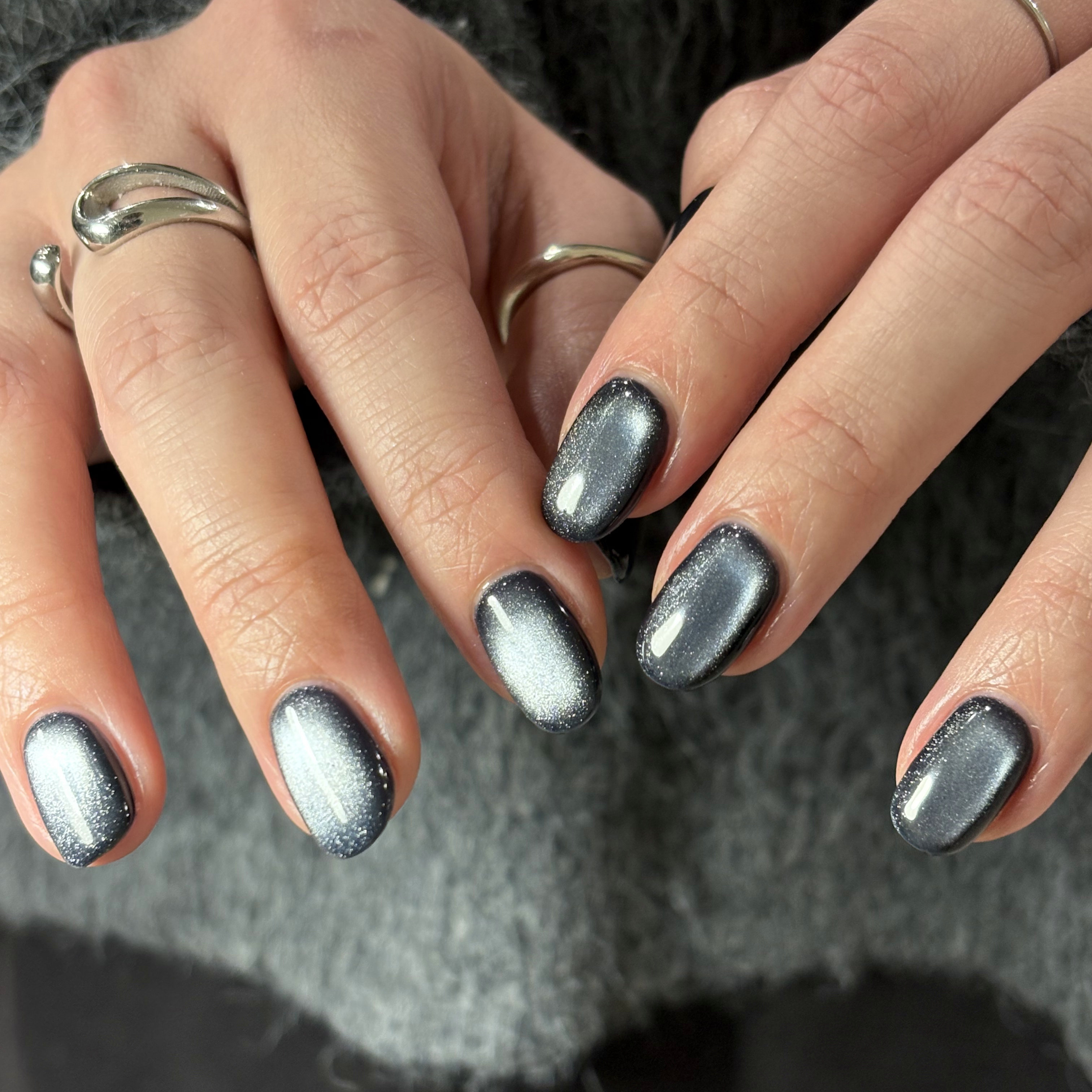 neouv_nail