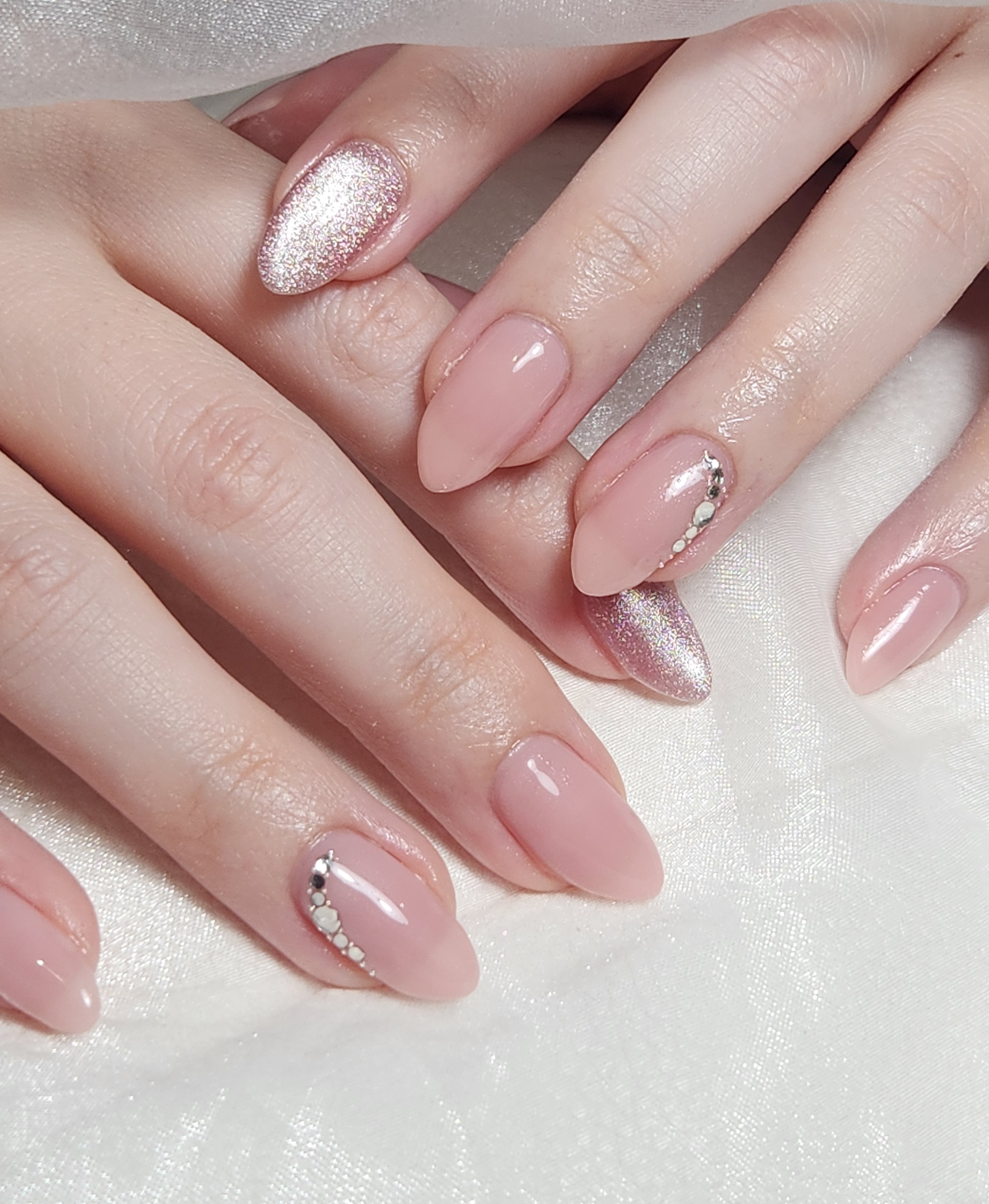 Nailroomno.3