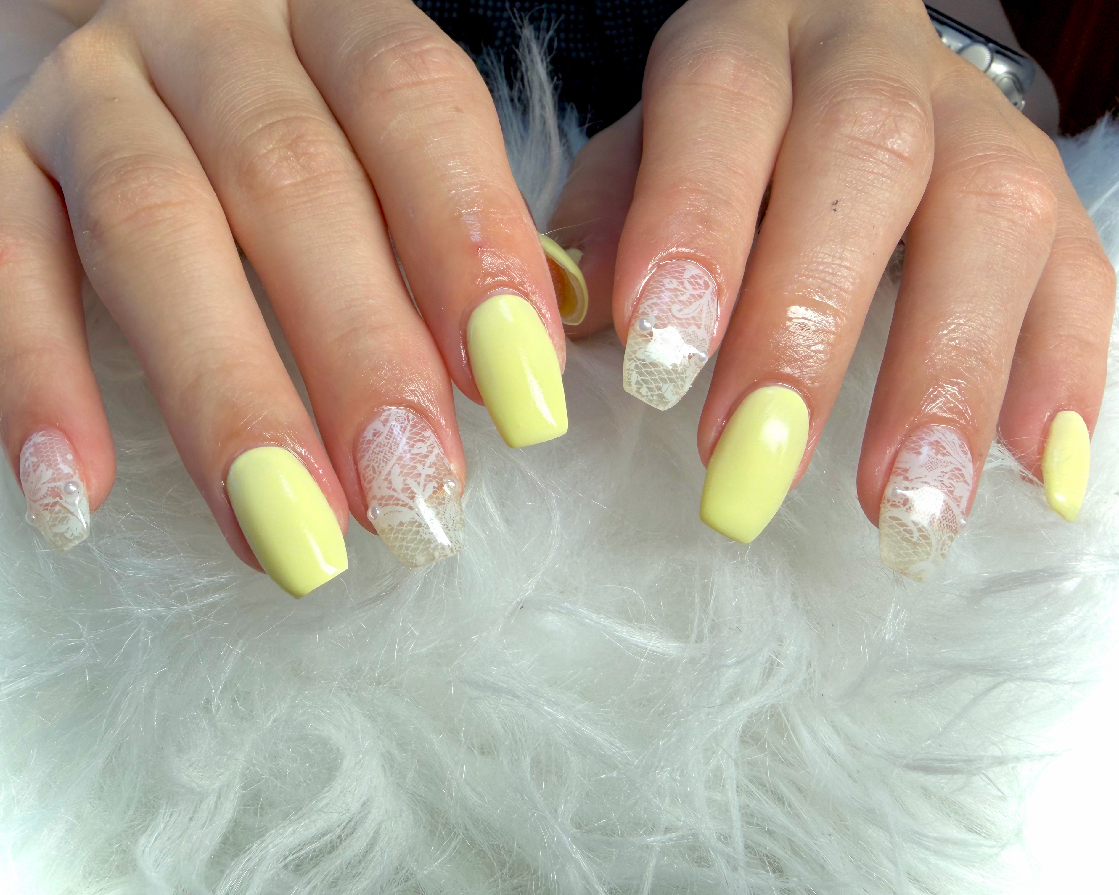 NailroomA