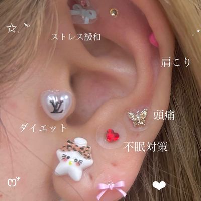 ＼大流行♪／【トレンド☆耳つぼジュエリー】( 両耳合計12個)¥3000