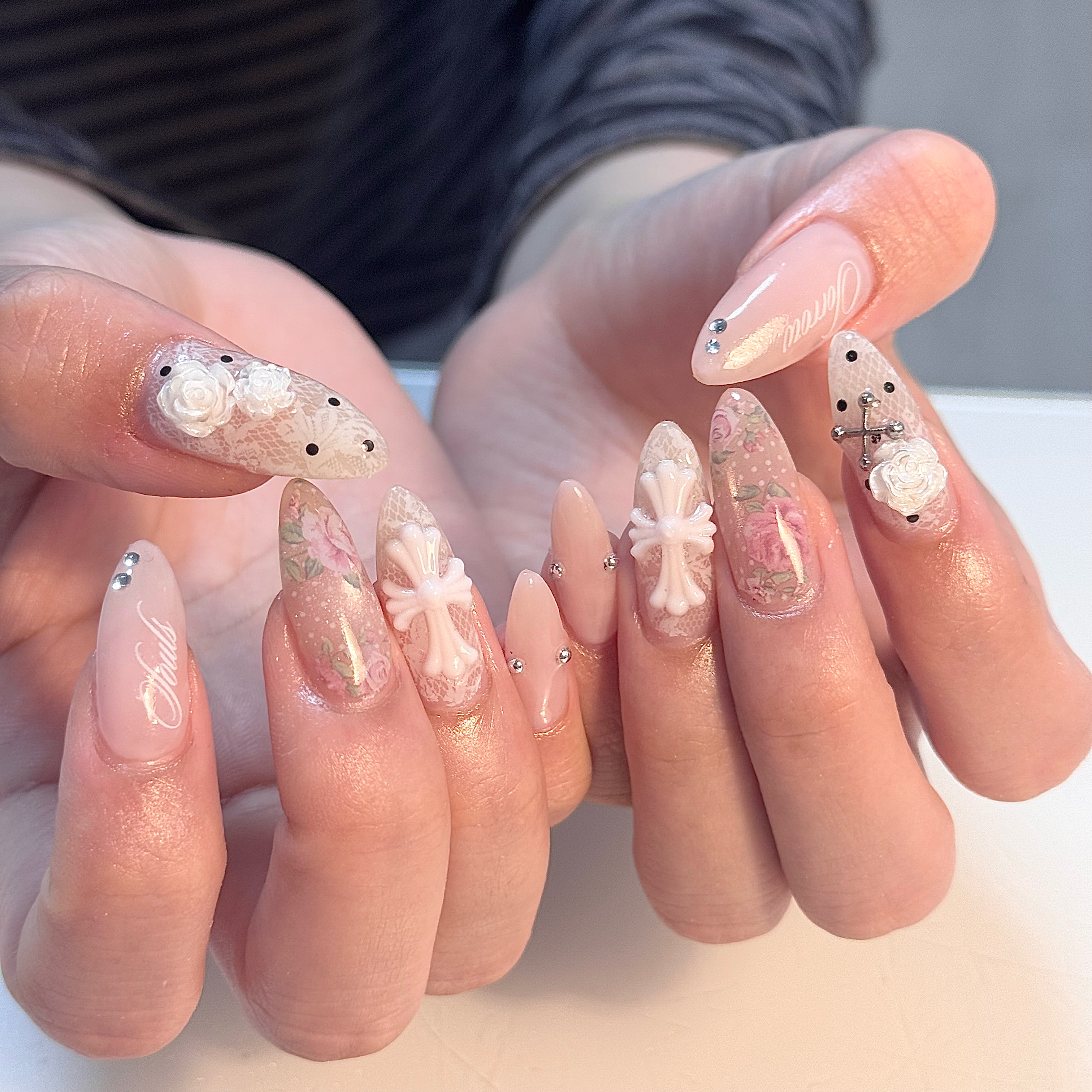 nailsalon_embe