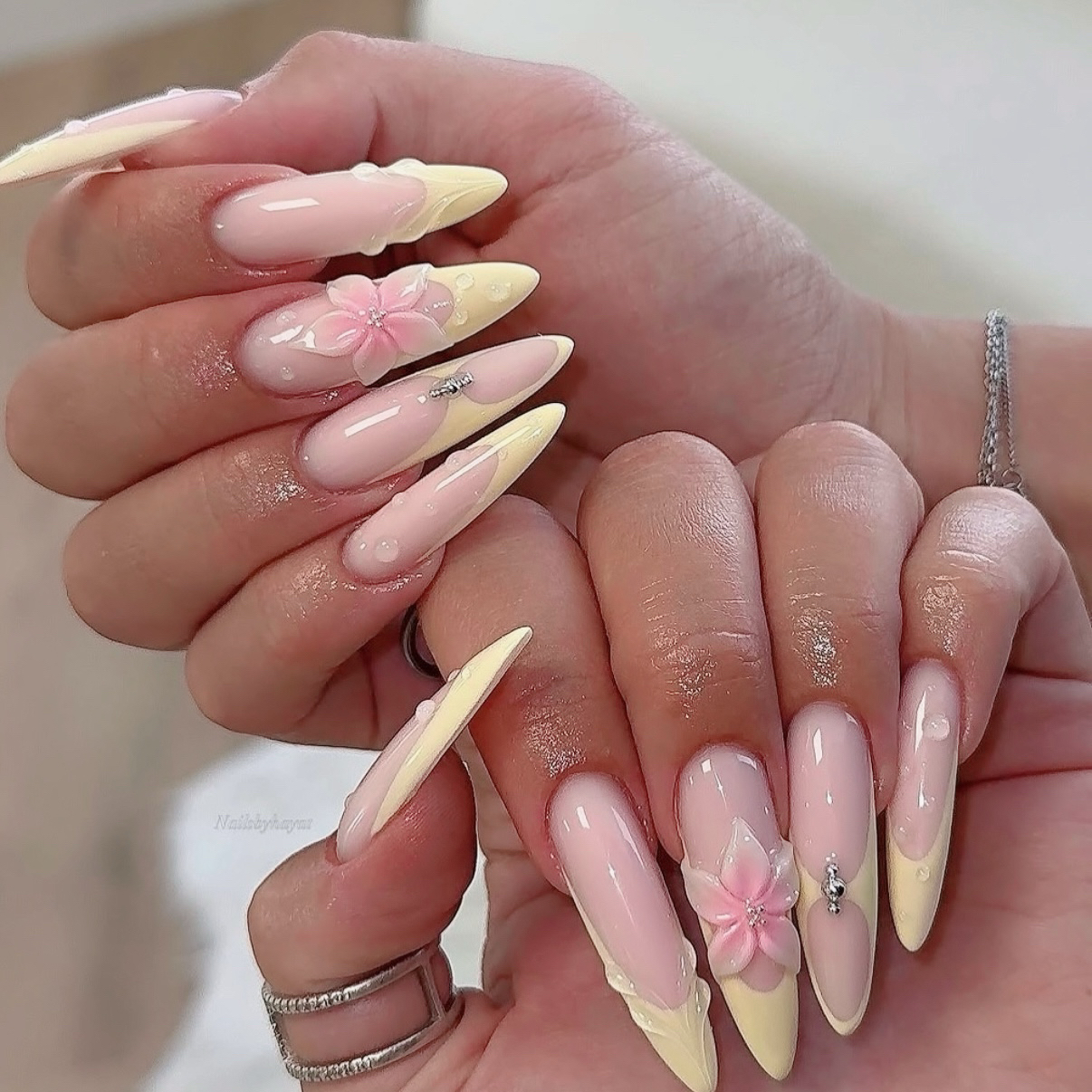 anchan0_nail